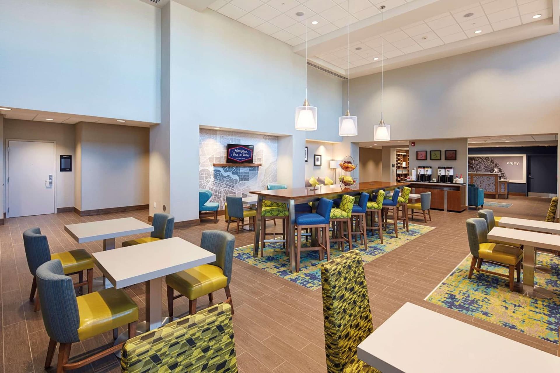 Hampton Inn & Suites Sacramento at CSUS gallery photo in Sacramento, CA — image 30