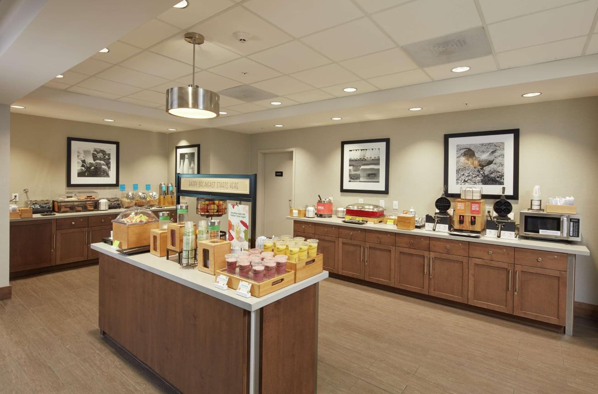 Hampton Inn & Suites Sacramento at CSUS gallery photo in Sacramento, CA — image 18