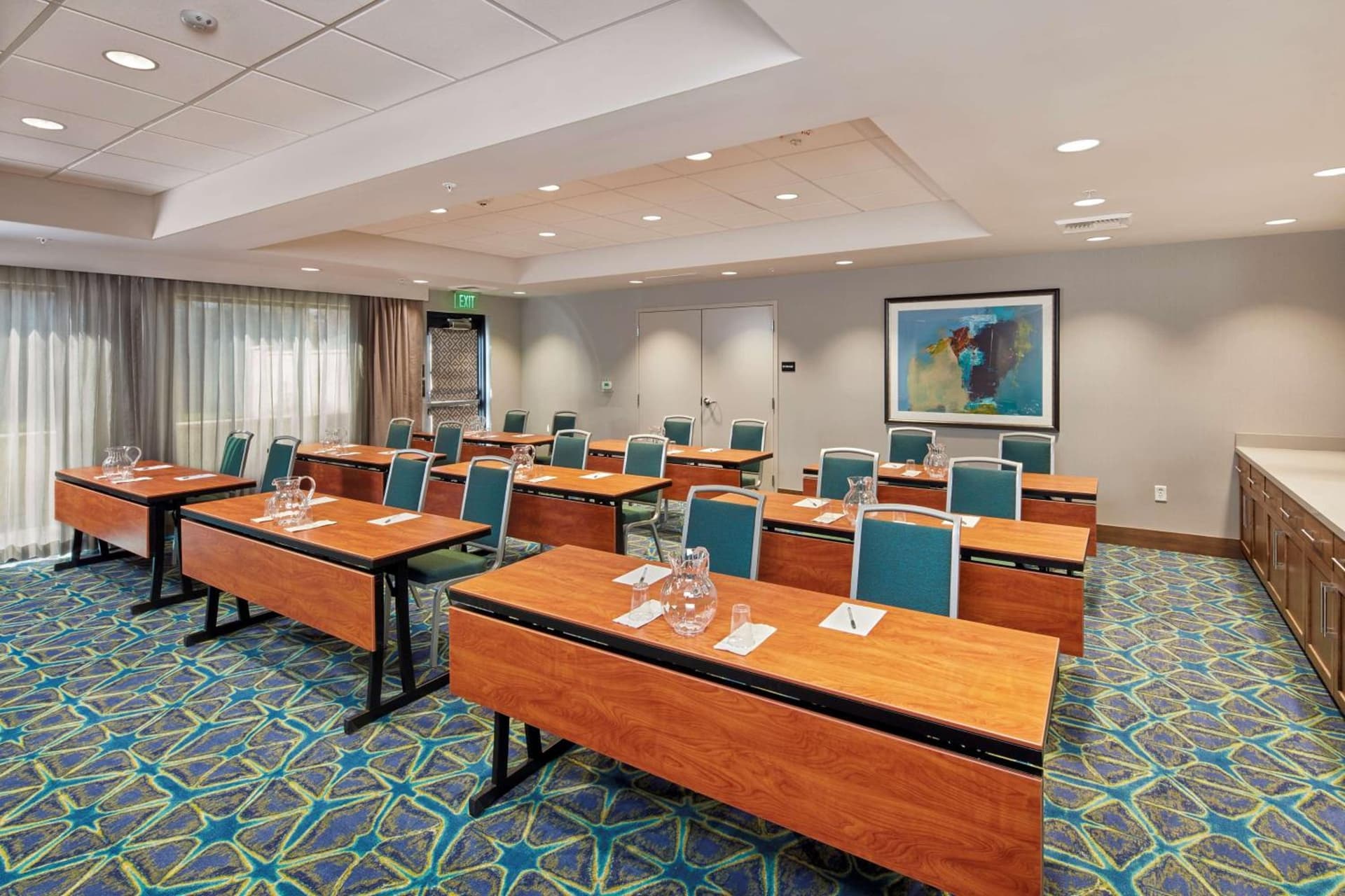Hampton Inn & Suites Sacramento at CSUS gallery photo in Sacramento, CA — image 52
