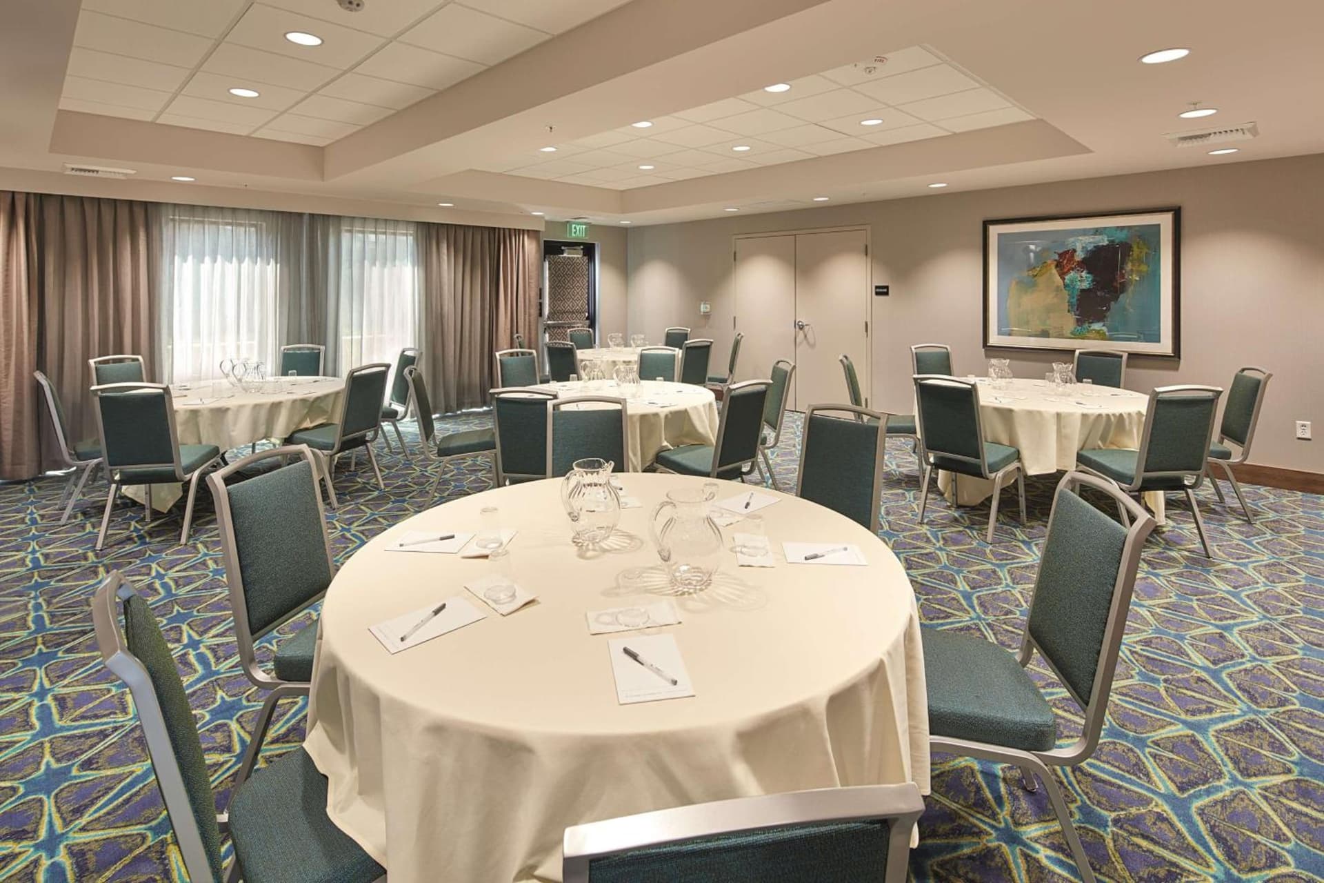 Hampton Inn & Suites Sacramento at CSUS gallery photo in Sacramento, CA — image 61