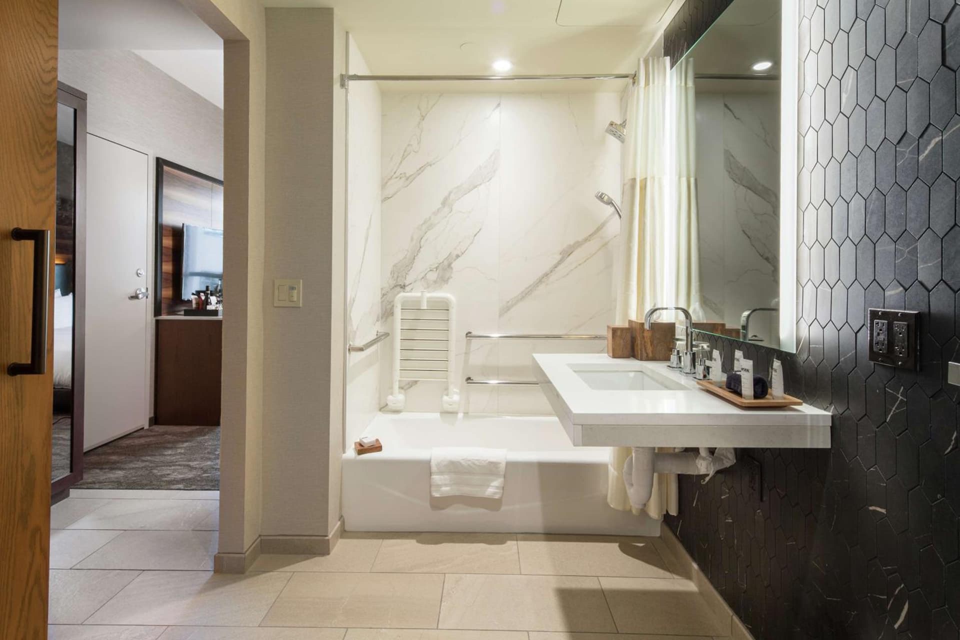 The Porter Portland, Curio Collection By Hilton gallery photo in Portland, OR — image 84