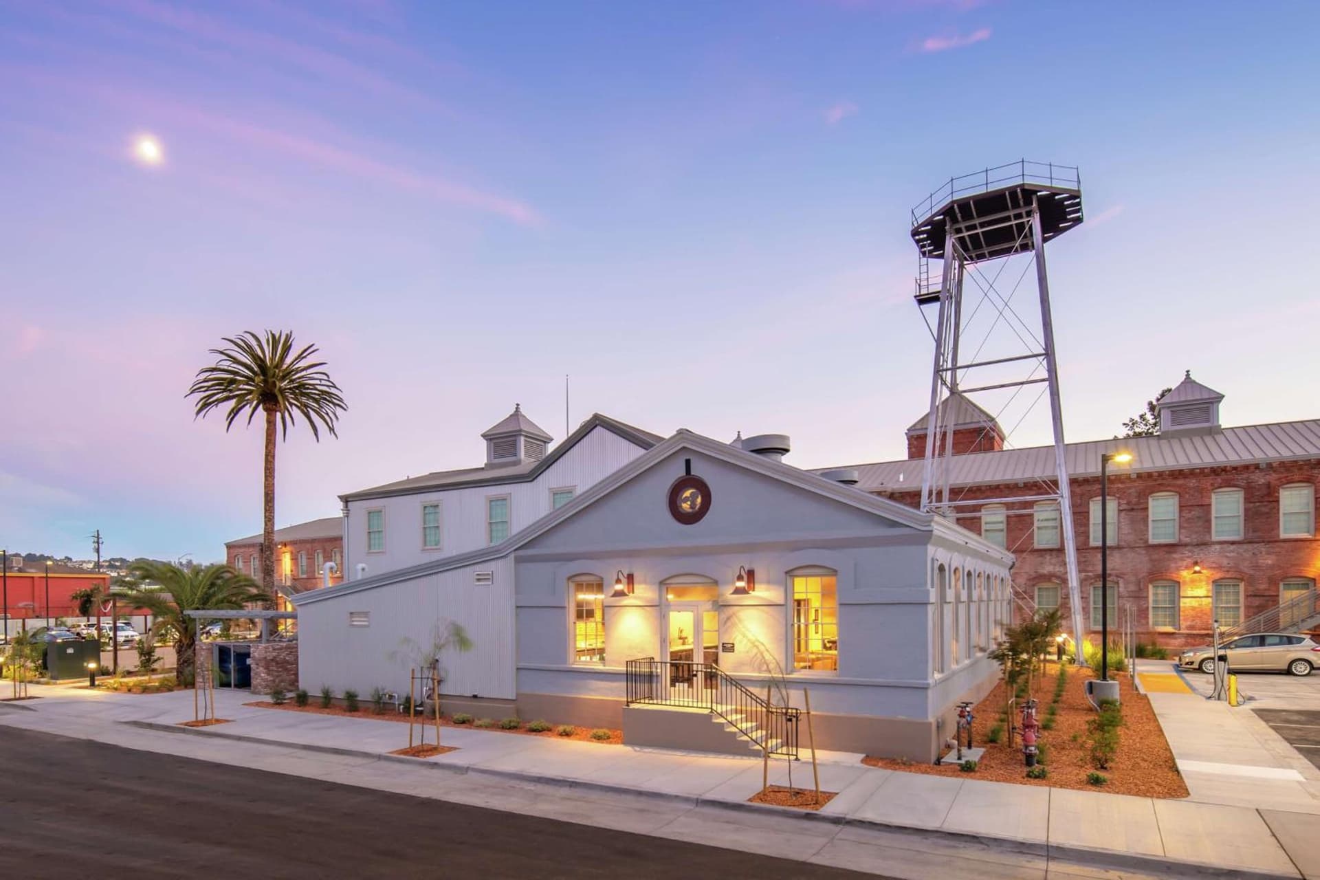 Hampton Inn Petaluma, Ca featured exterior or lobby in Petaluma, CA — similar hotel