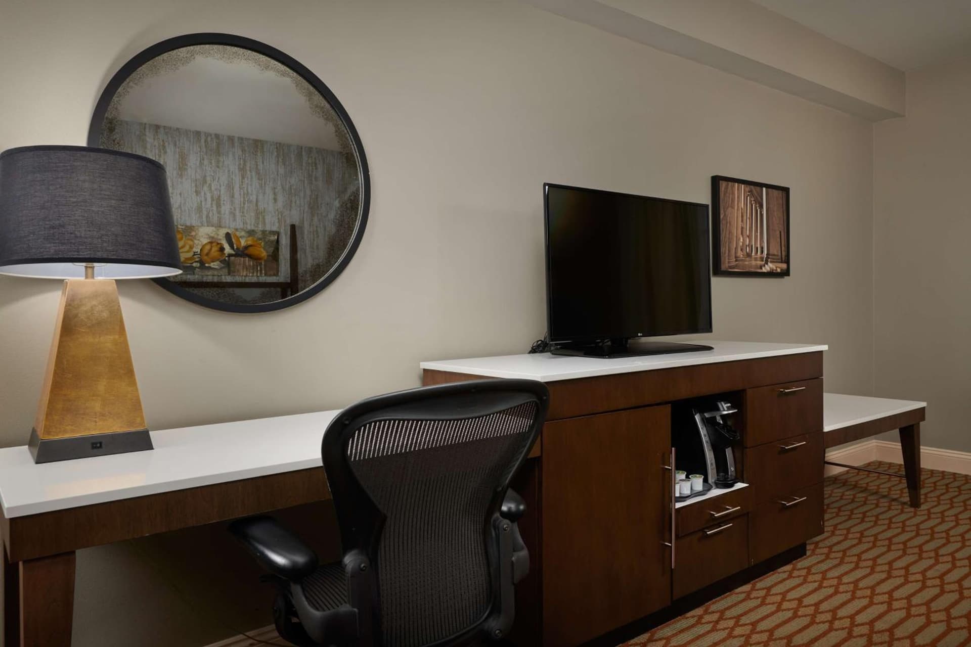 Virginia Crossings Hotel, Tapestry Collection by Hilton gallery photo in Richmond, VA — image 10