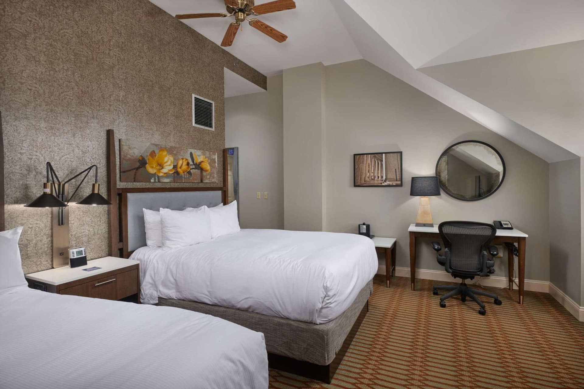 Virginia Crossings Hotel, Tapestry Collection by Hilton gallery photo in Richmond, VA — image 21