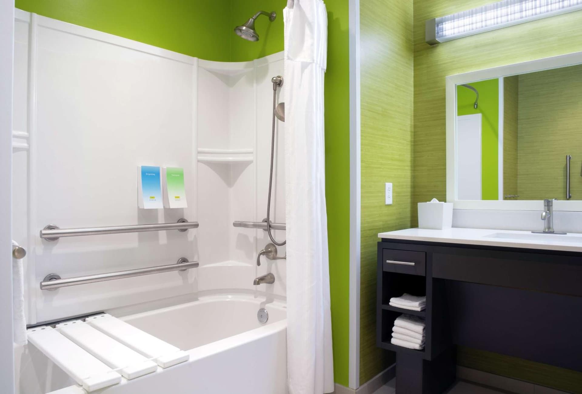 Home2 Suites By Hilton Indianapolis Greenwood gallery photo in Indianapolis, IN — image 12