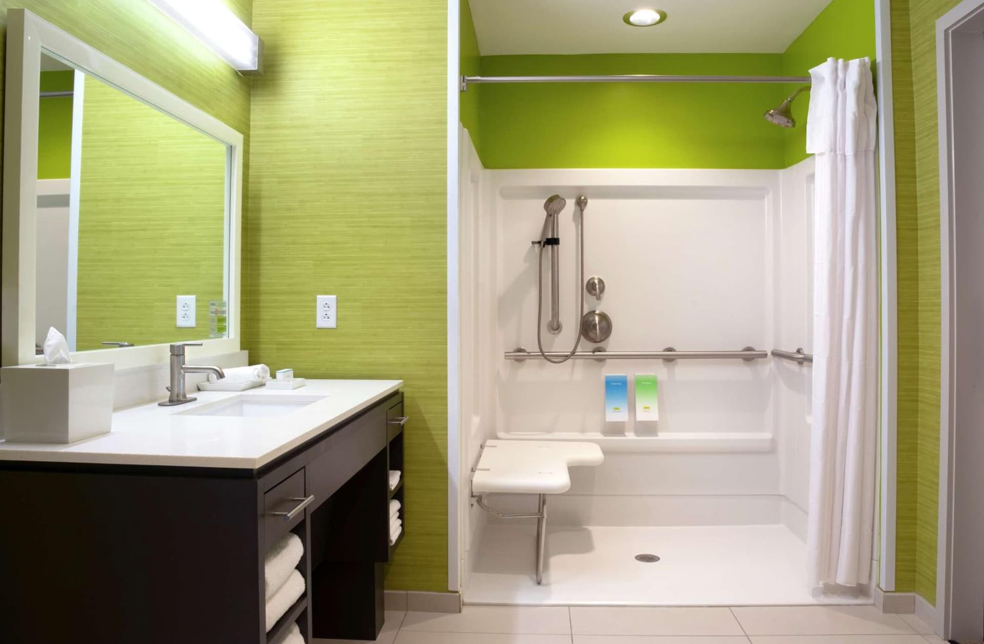 Home2 Suites By Hilton Indianapolis Greenwood gallery photo in Indianapolis, IN — image 15