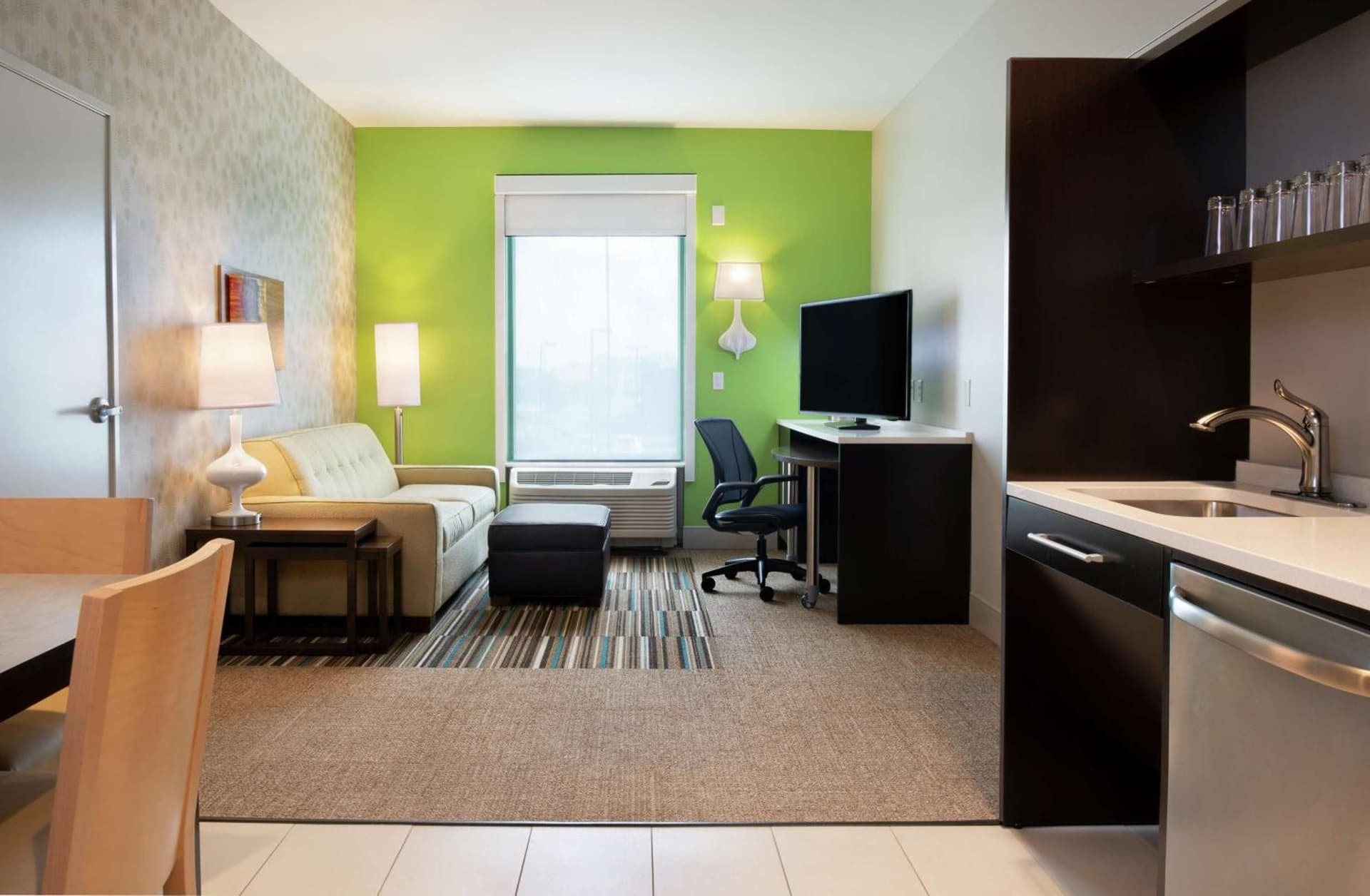 Home2 Suites By Hilton Indianapolis Greenwood gallery photo in Indianapolis, IN — image 24