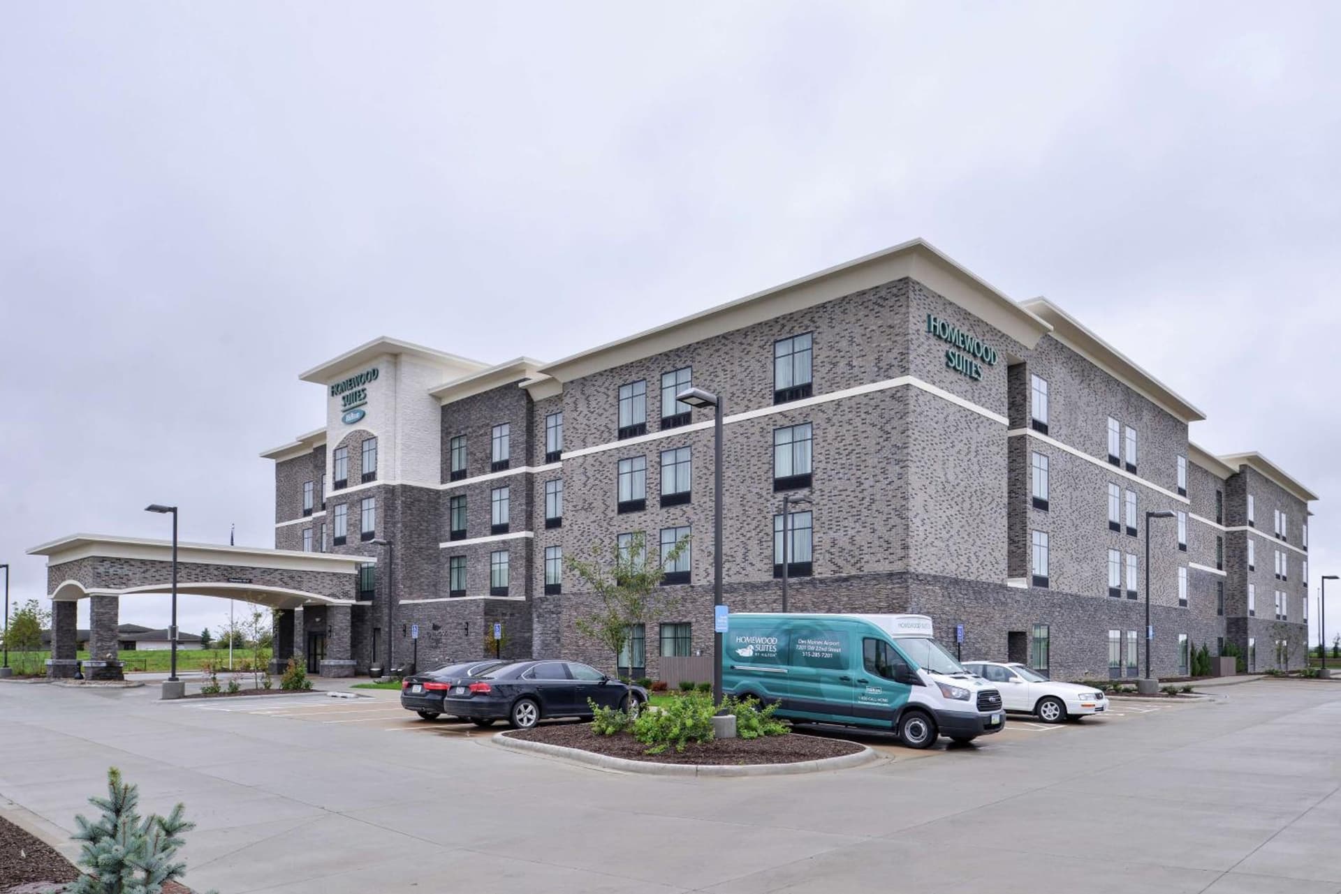 Homewood Suites Des Moines Airport interior in Des Moines, IA — gallery photo 2