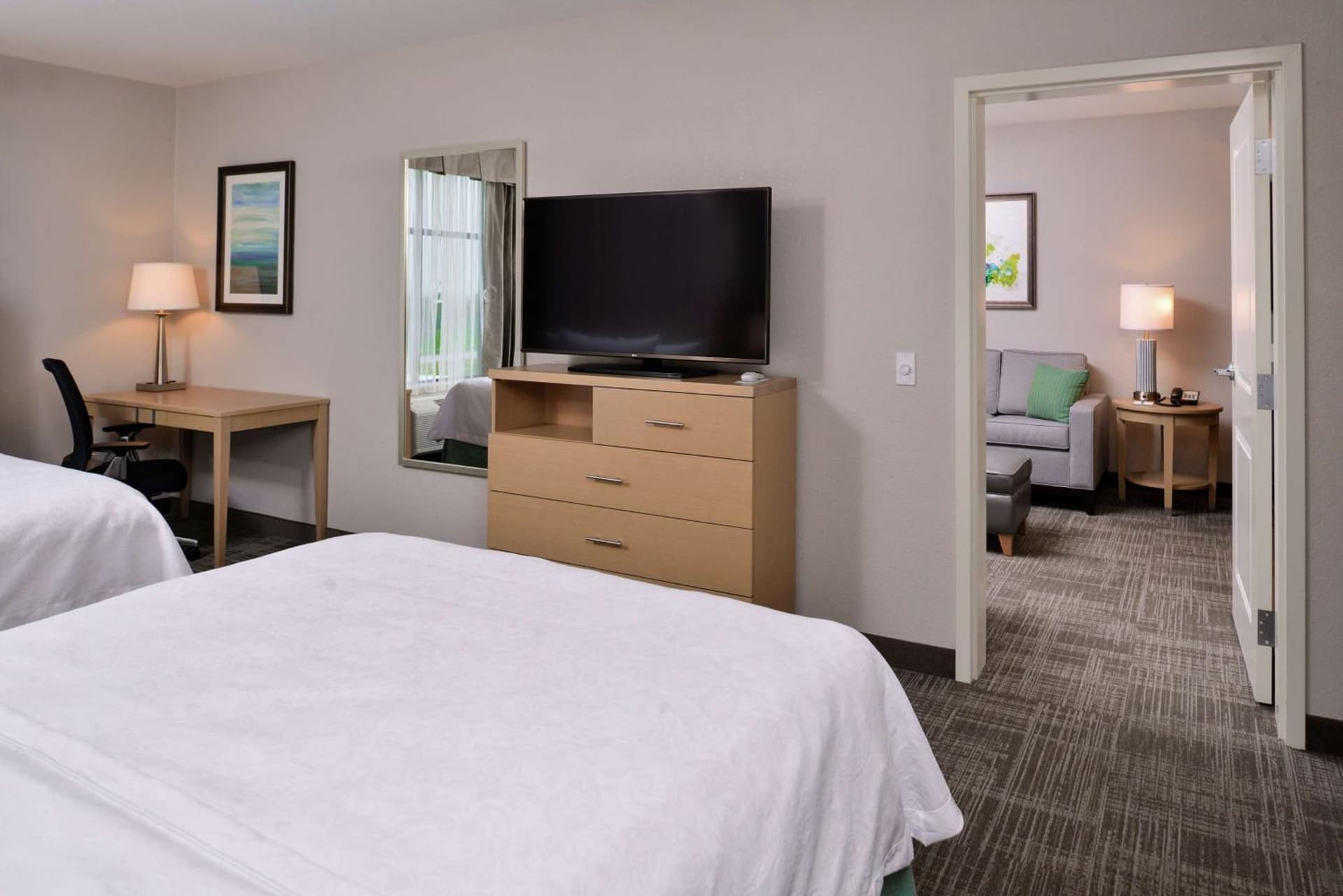 Homewood Suites Des Moines Airport gallery photo in Des Moines, IA — image 7