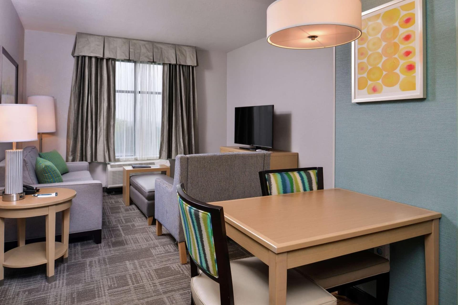 Homewood Suites Des Moines Airport interior in Des Moines, IA — gallery photo 2