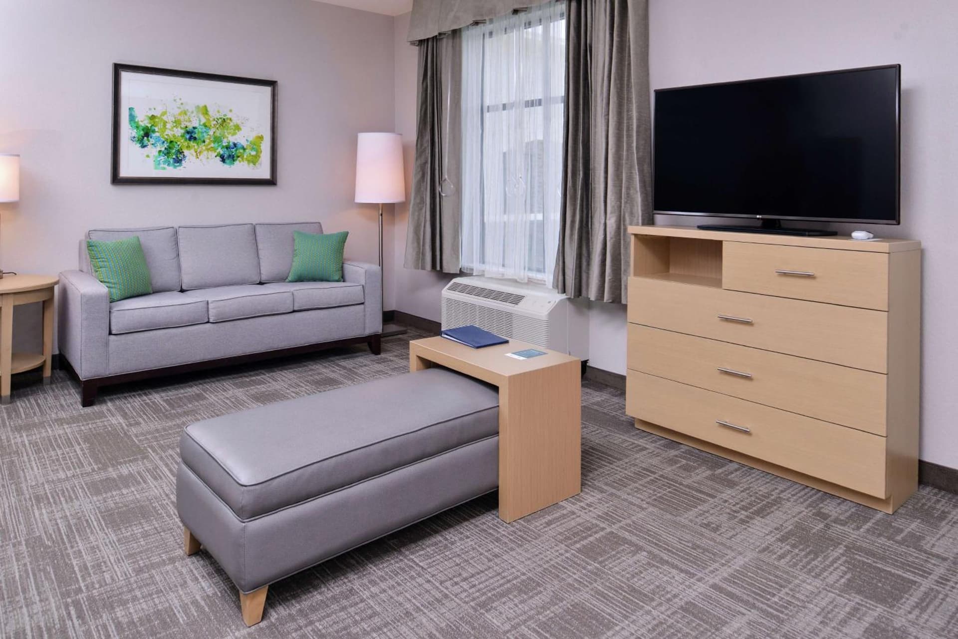Homewood Suites Des Moines Airport gallery photo in Des Moines, IA — image 10
