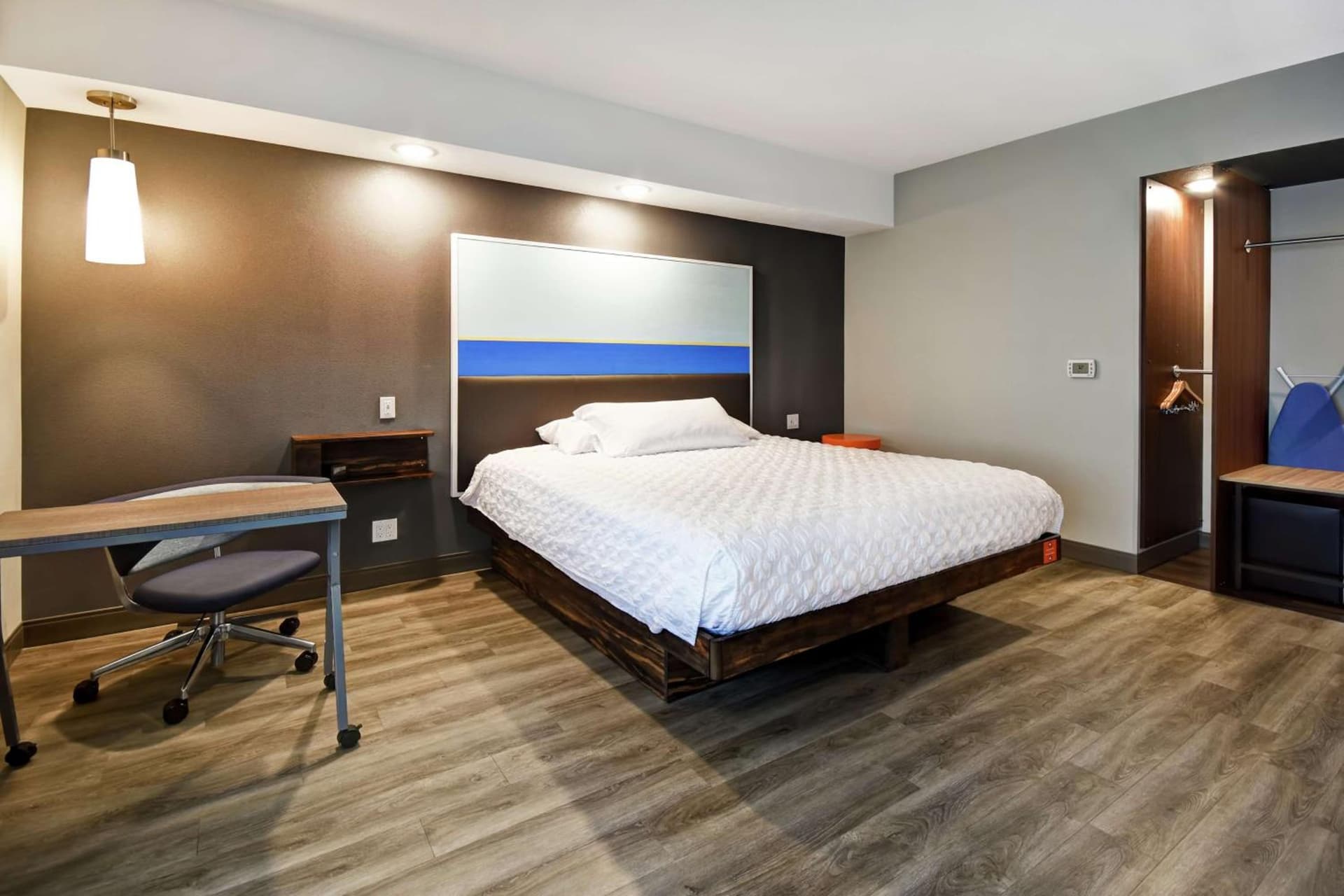 Tru By Hilton Salt Lake City Airport gallery photo in Salt Lake City, UT — image 10