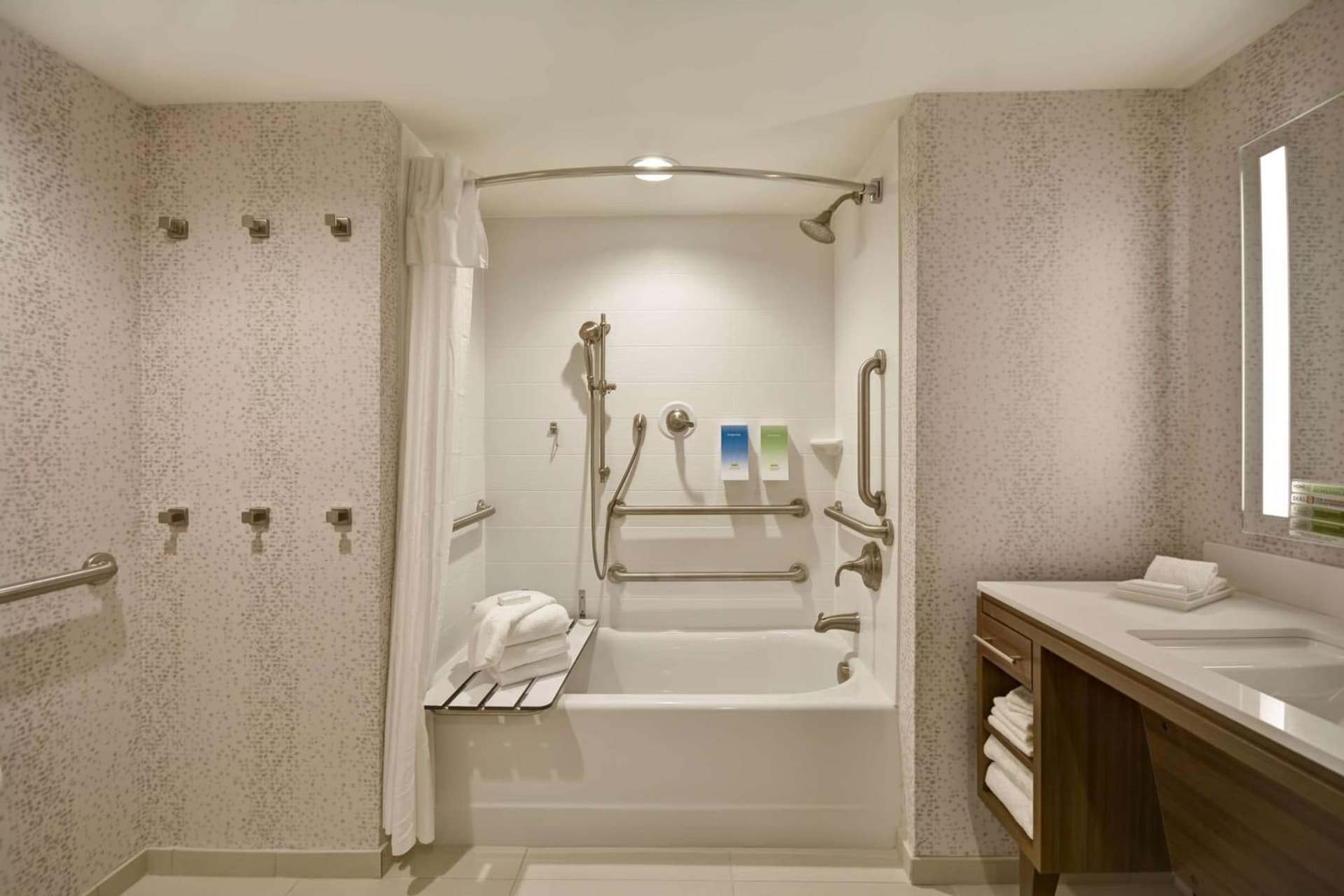 Home2 Suites by Hilton Kansas City KU Medical Center gallery photo in Kansas City, MO — image 6