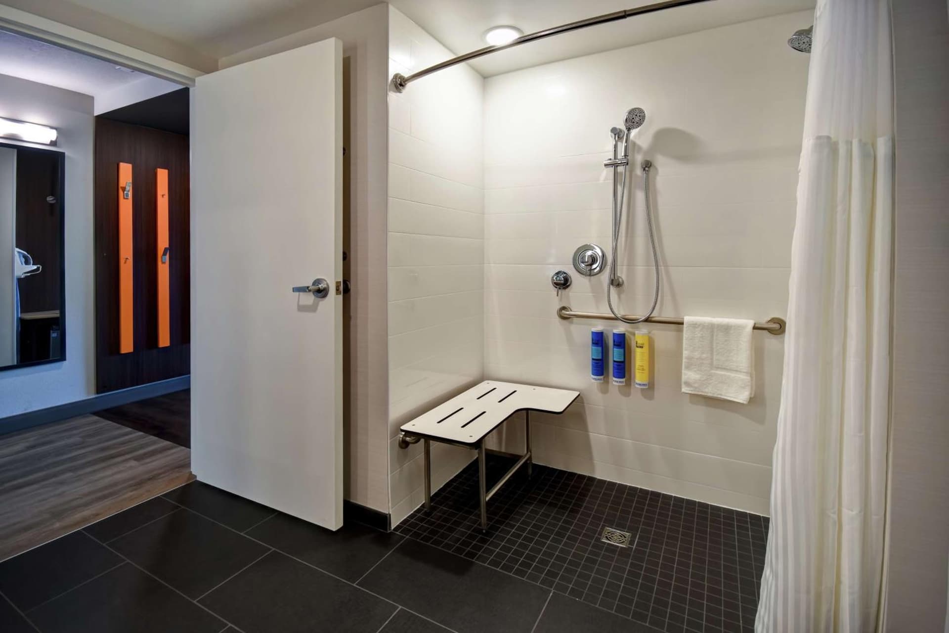 Tru By Hilton Salt Lake City Airport gallery photo in Salt Lake City, UT — image 27