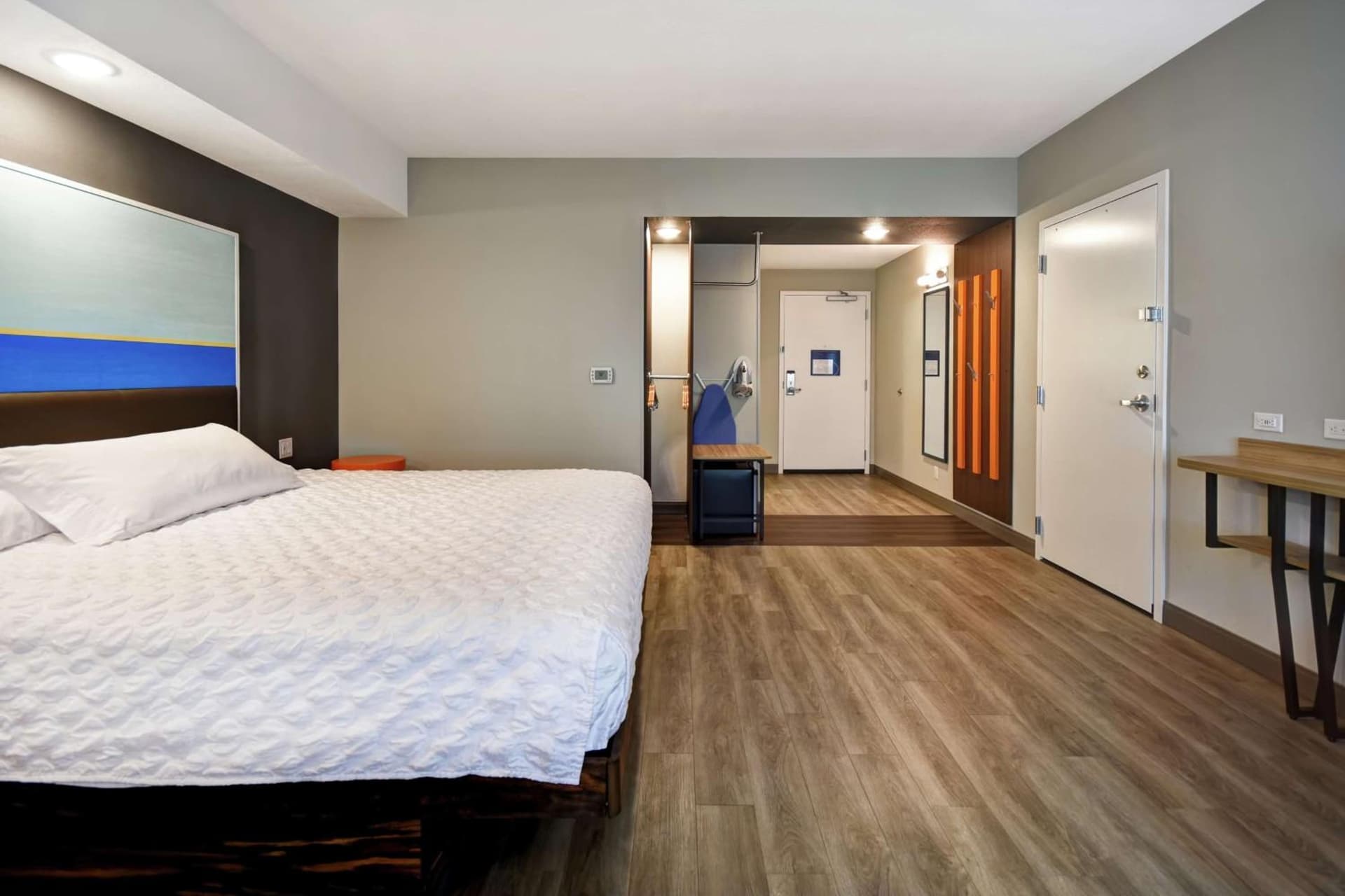 Tru By Hilton Salt Lake City Airport gallery photo in Salt Lake City, UT — image 11