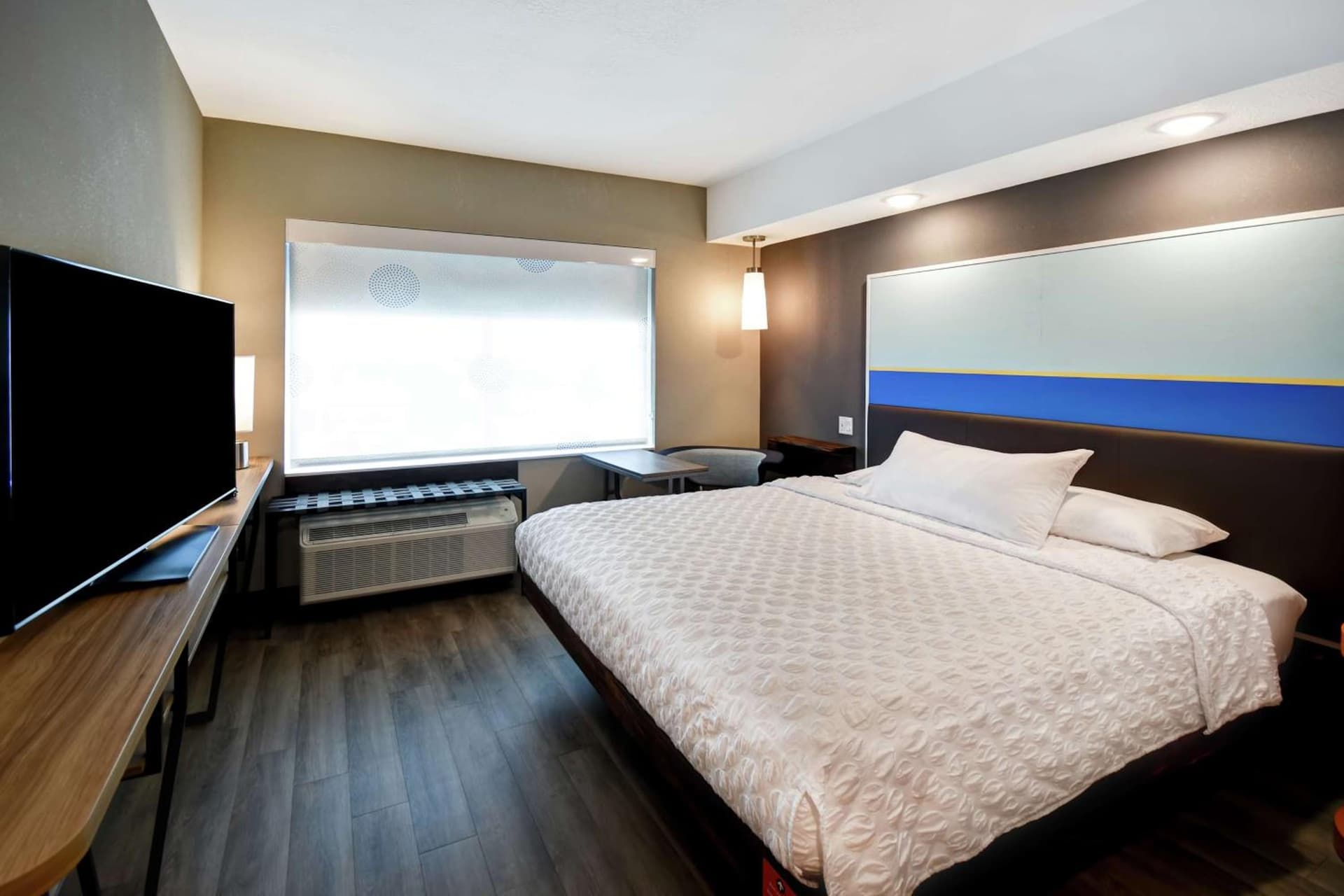 Tru By Hilton Salt Lake City Airport gallery photo in Salt Lake City, UT — image 19
