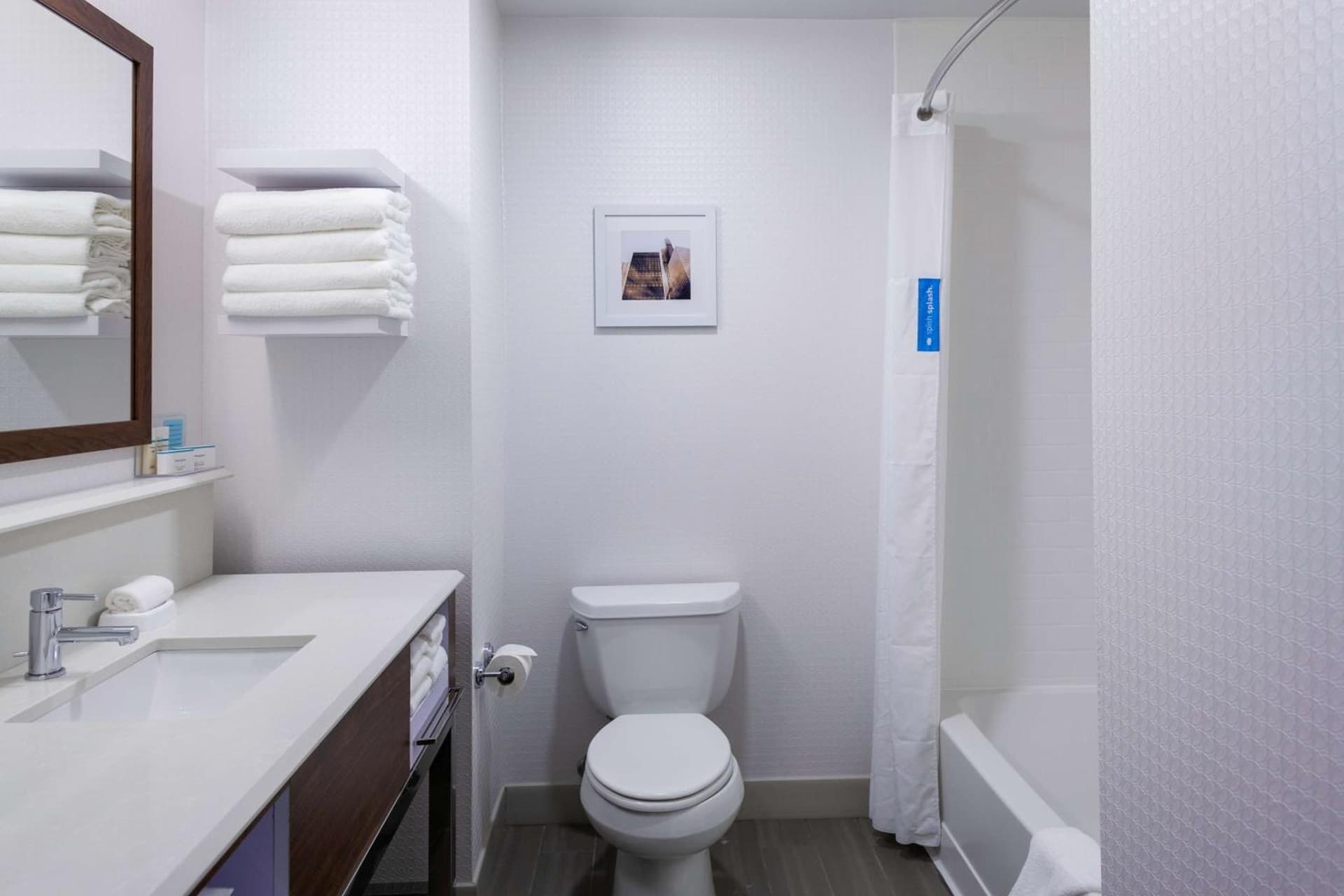Hampton Inn & Suites Chicago-Burr Ridge gallery photo in Burr Ridge, IL — image 16