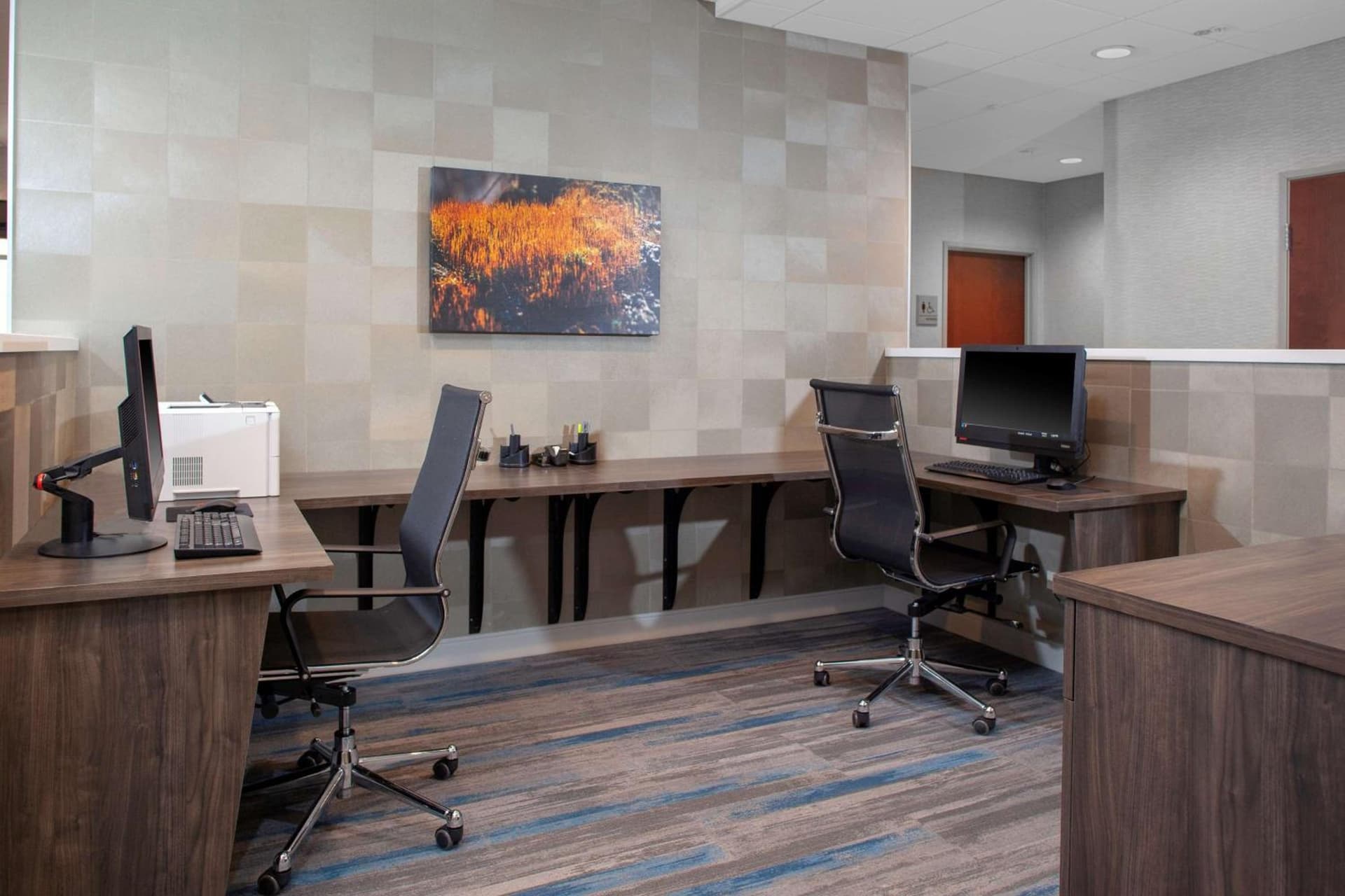 Hampton Inn & Suites Chicago-Burr Ridge gallery photo in Burr Ridge, IL — image 10