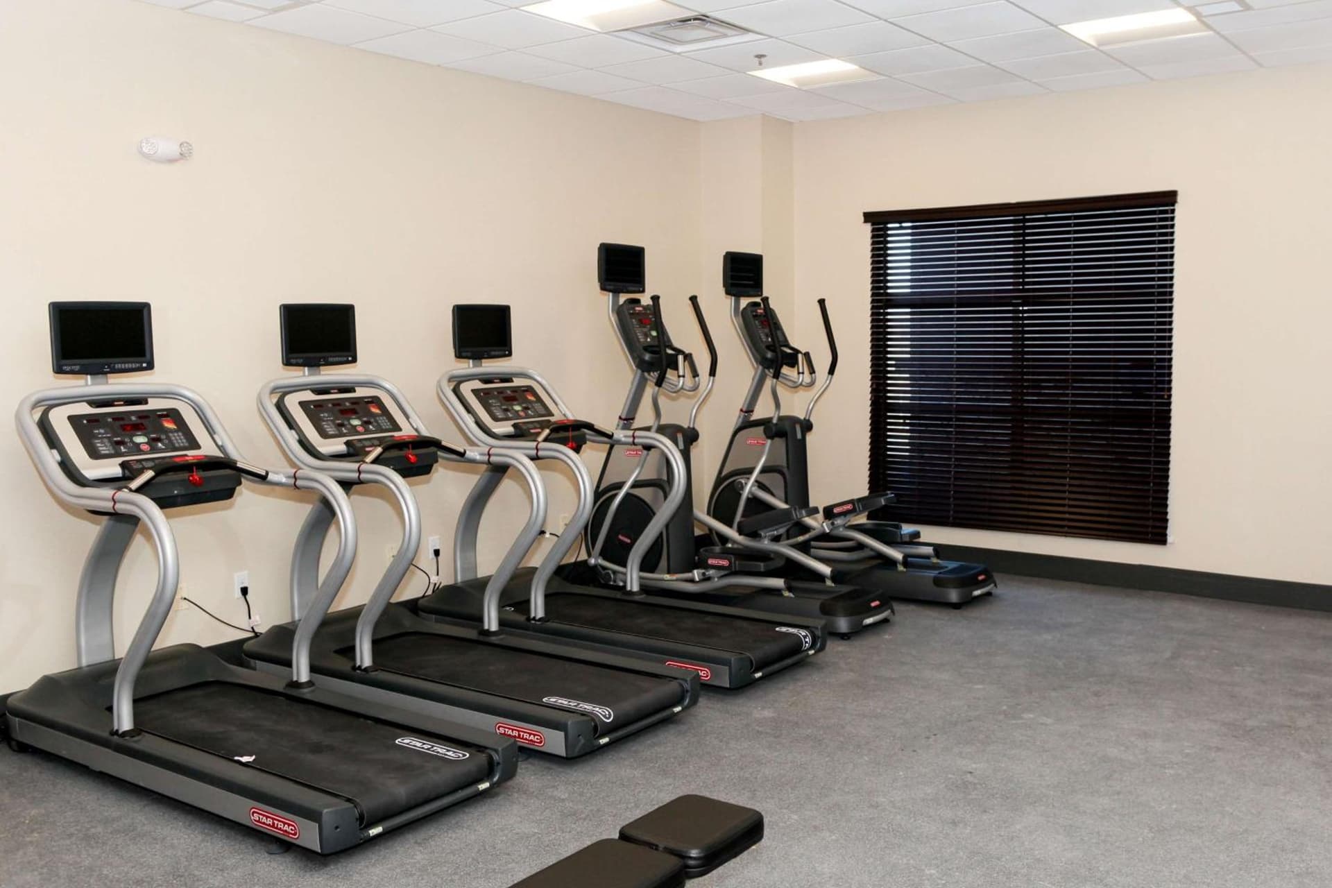 Hampton Inn & Suites Lafayette Medical Center, CO gallery photo in Lafayette, CO — image 11