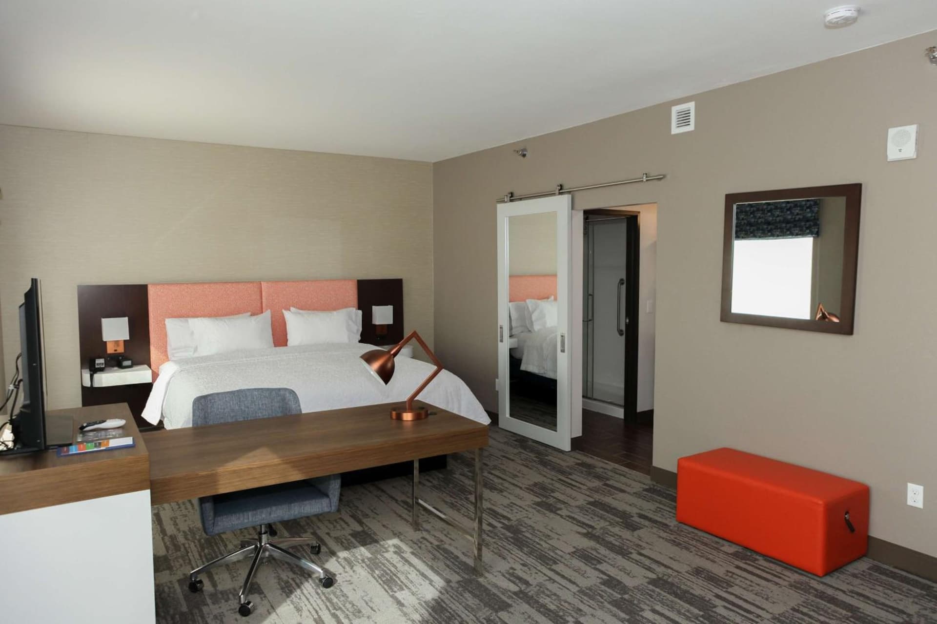 Hampton Inn & Suites Lafayette Medical Center, CO gallery photo in Lafayette, CO — image 58