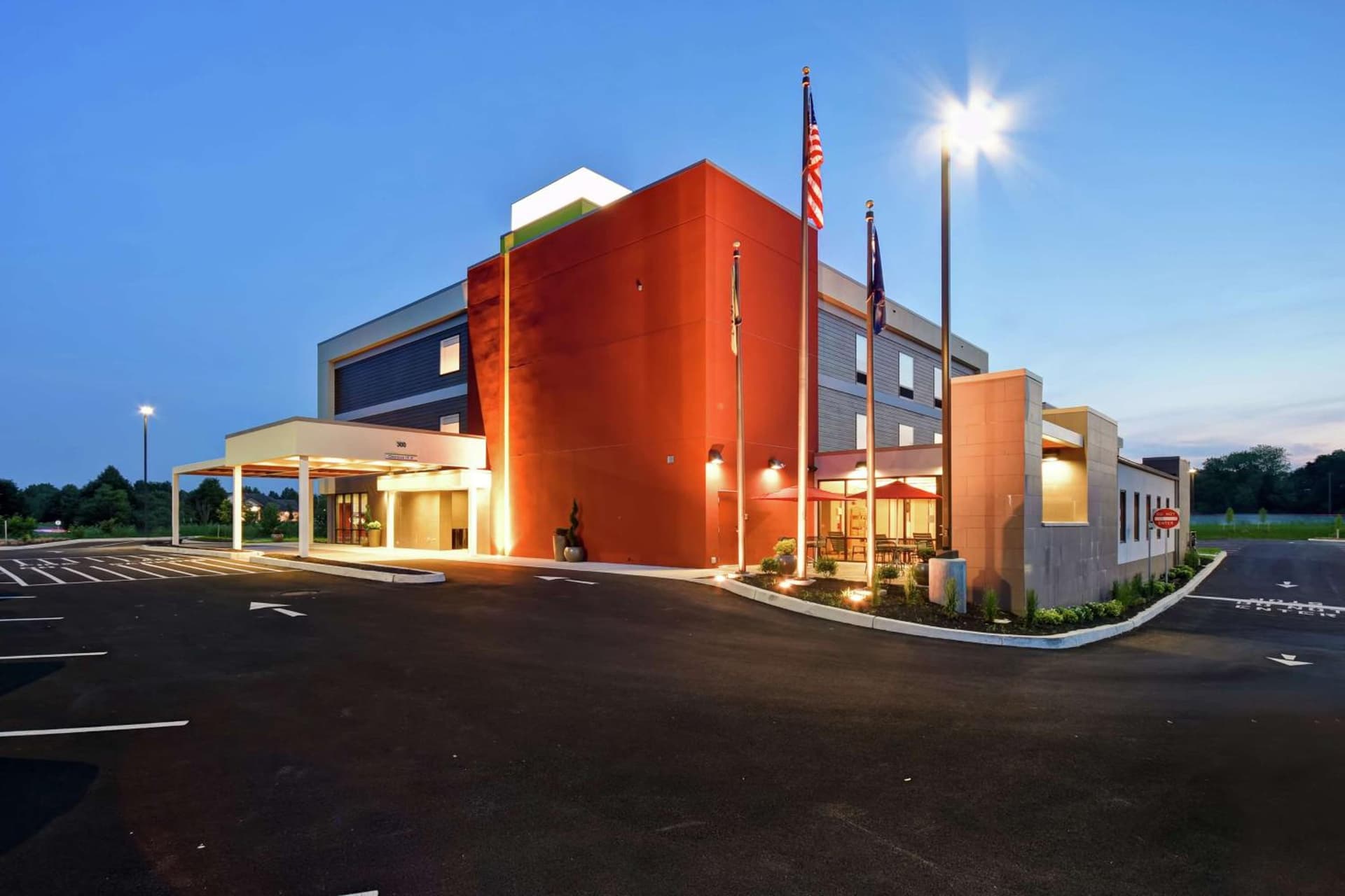 Home2 Suites Mechanicsburg property views in Mechanicsburg, PA — gallery photo 3