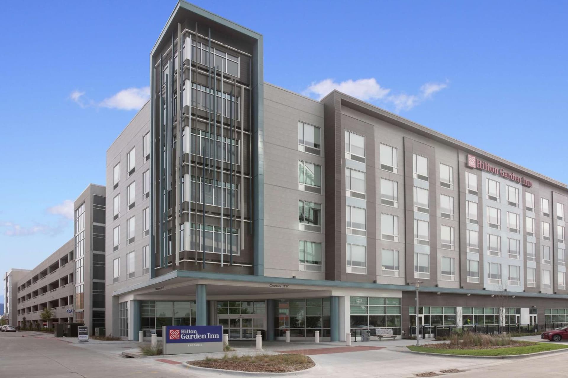 Hilton Garden Inn Omaha Aksarben Village property views in Omaha, NE — gallery photo 3