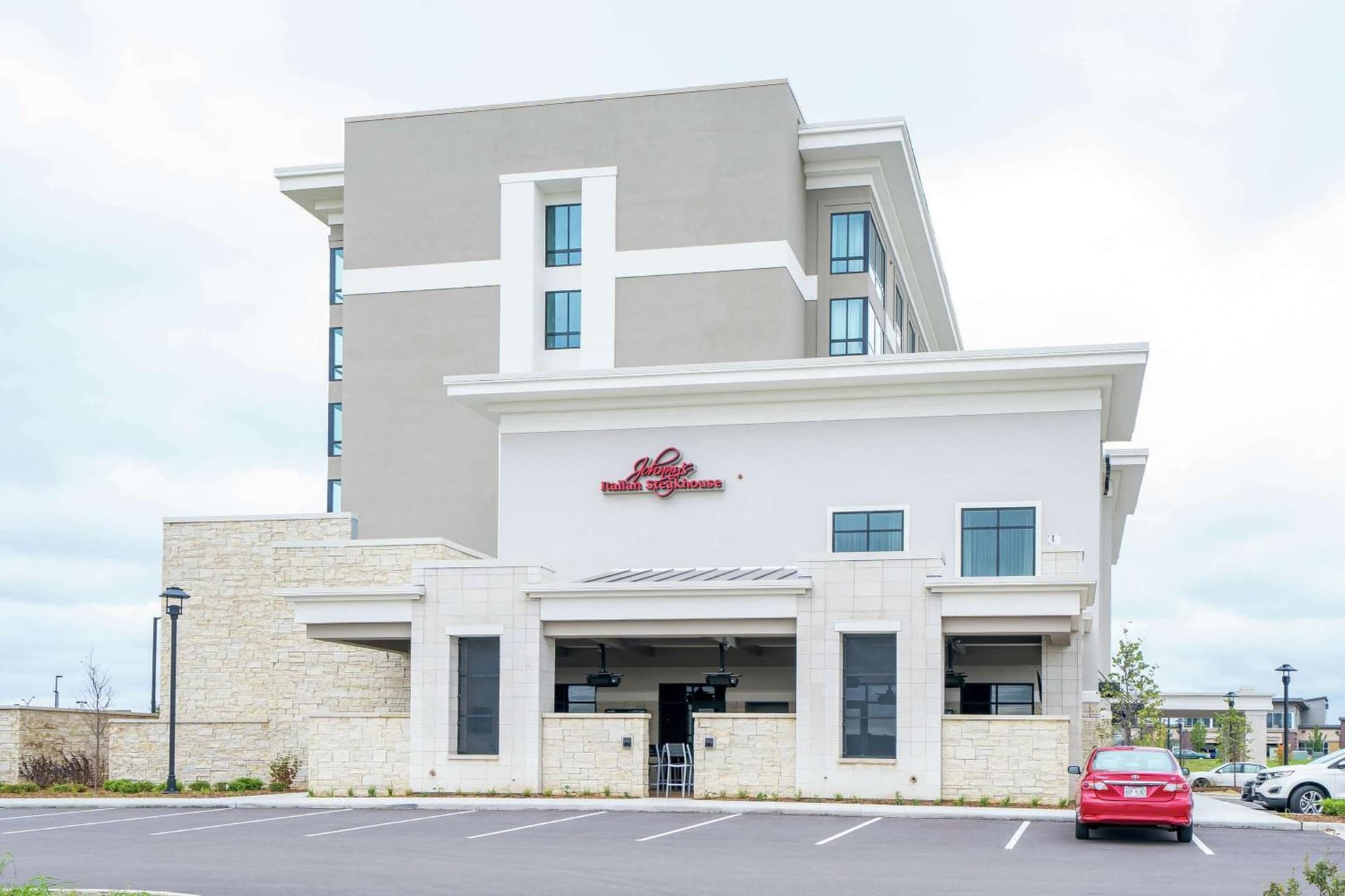 Hilton Garden Inn Madison Sun Prairie interior in Sun Prairie, WI — gallery photo 2