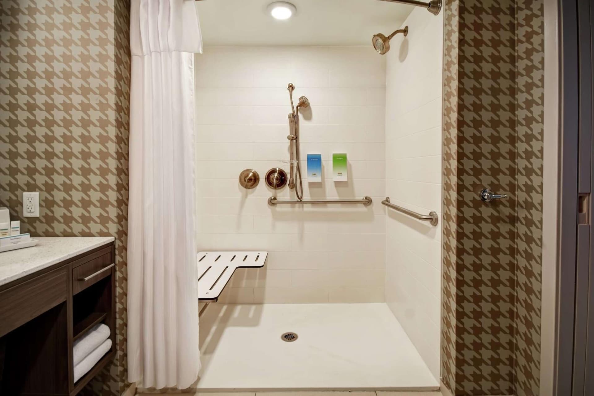 Home2 Suites by Hilton Gilbert gallery photo in Gilbert, AZ — image 10