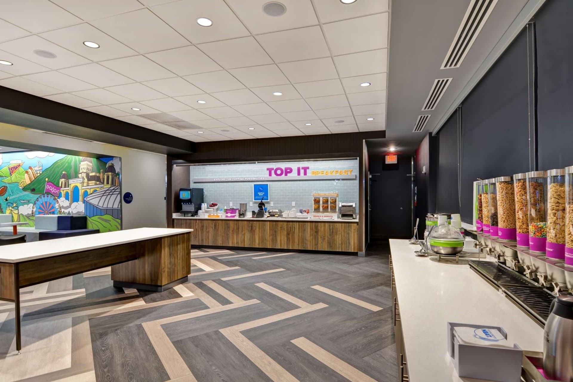 Tru by Hilton Syracuse North Airport Area gallery photo in Liverpool, NY — image 4