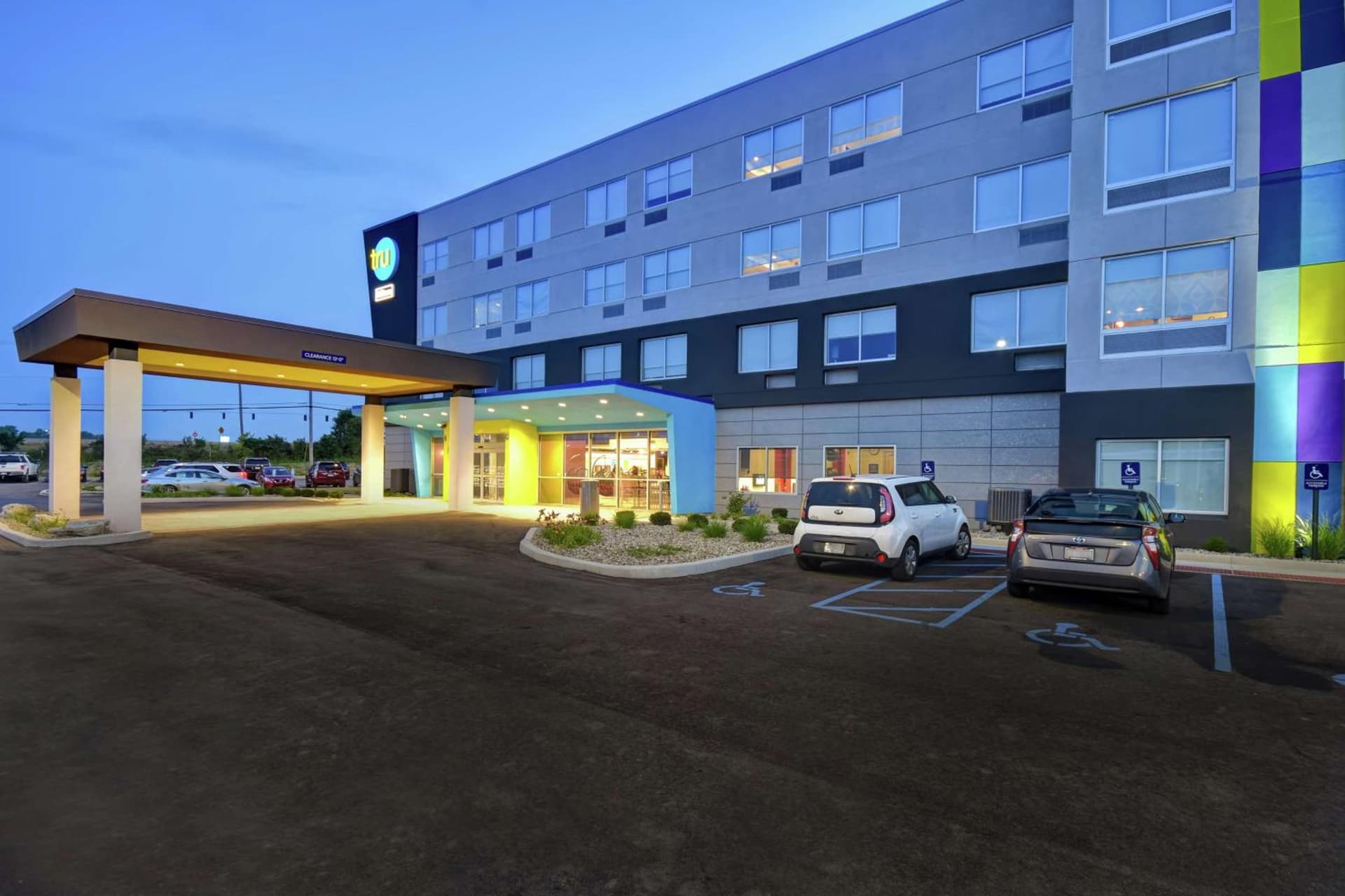 Tru By Hilton Fort Wayne gallery photo in Fort Wayne, IN — image 23