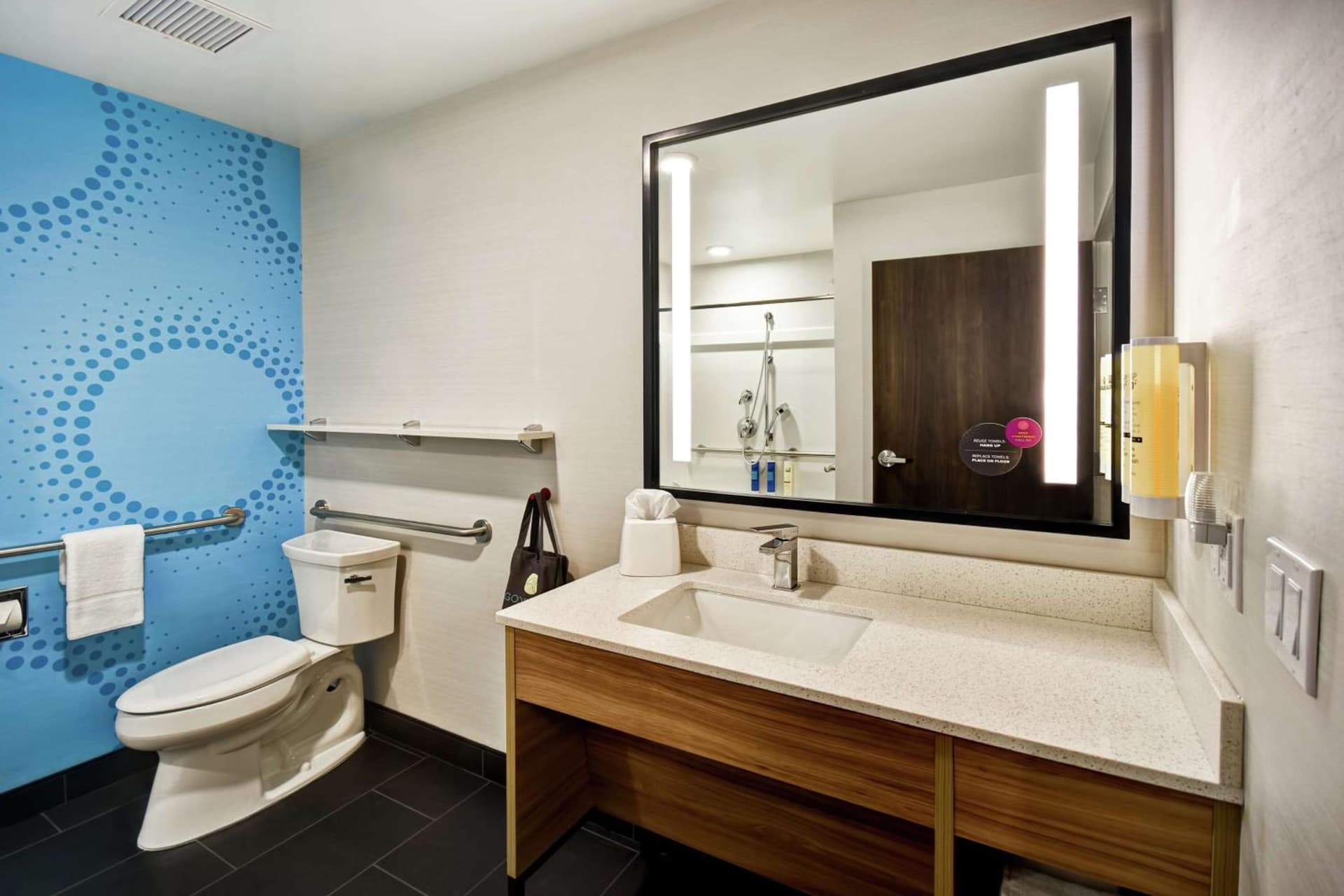 Tru By Hilton Fort Wayne gallery photo in Fort Wayne, IN — image 10