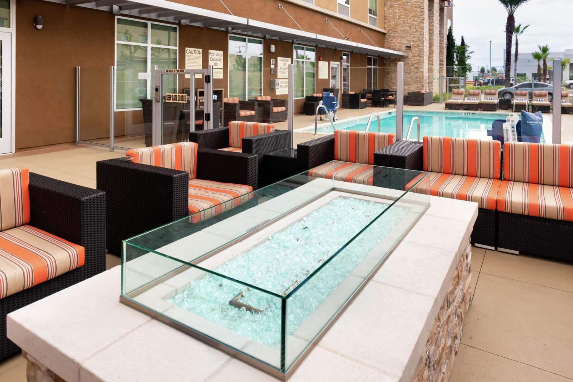 Hampton Inn & Suites Buena Park property views in Buena Park, CA — gallery photo 3