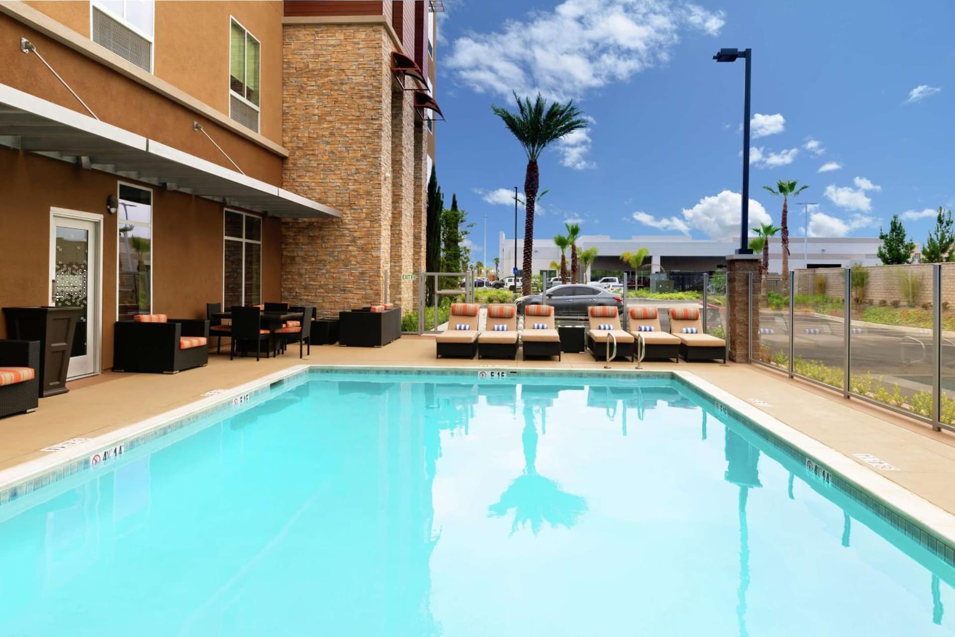 Hampton Inn & Suites Buena Park gallery photo in Buena Park, CA — image 10