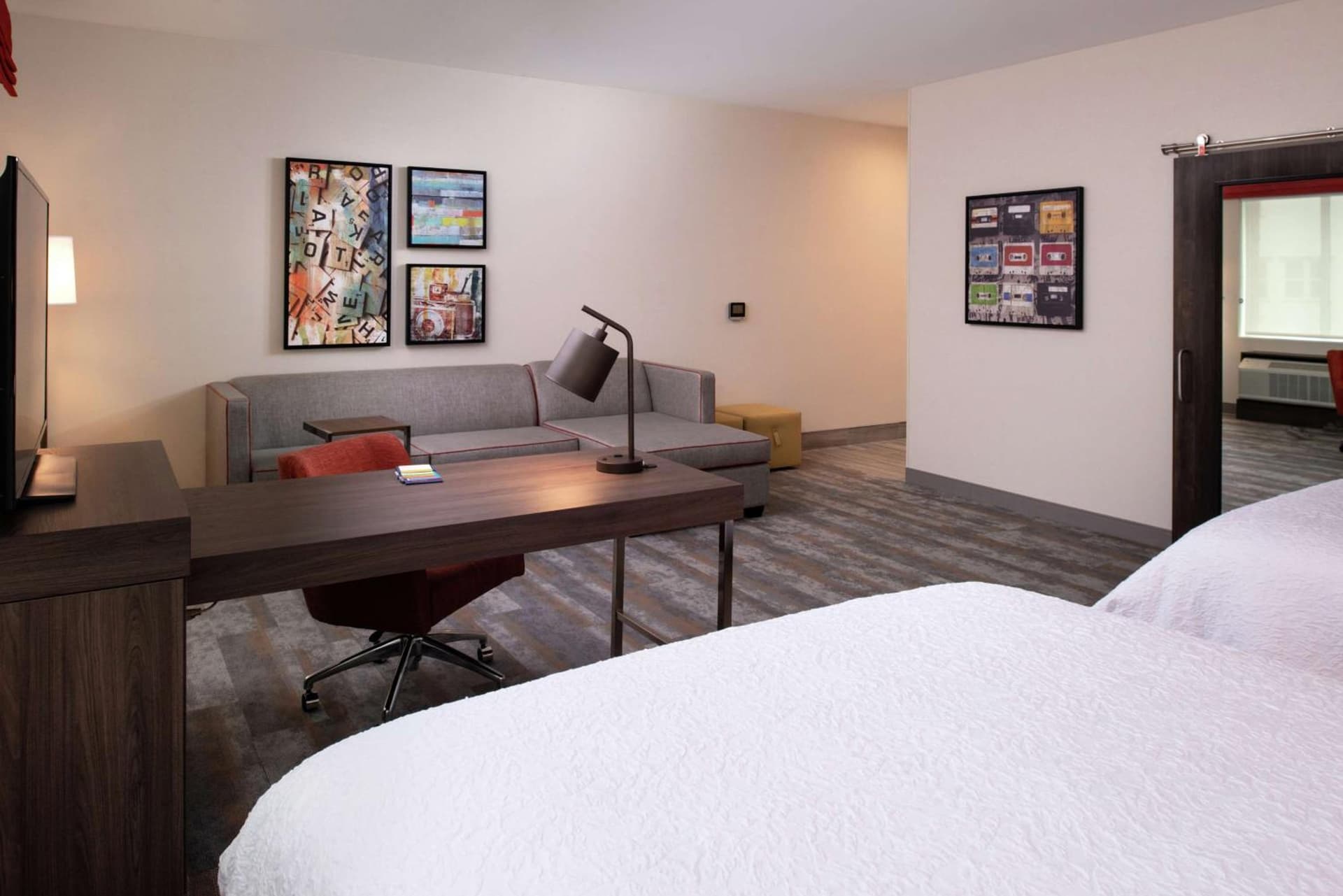 Hampton Inn & Suites Buena Park gallery photo in Buena Park, CA — image 33