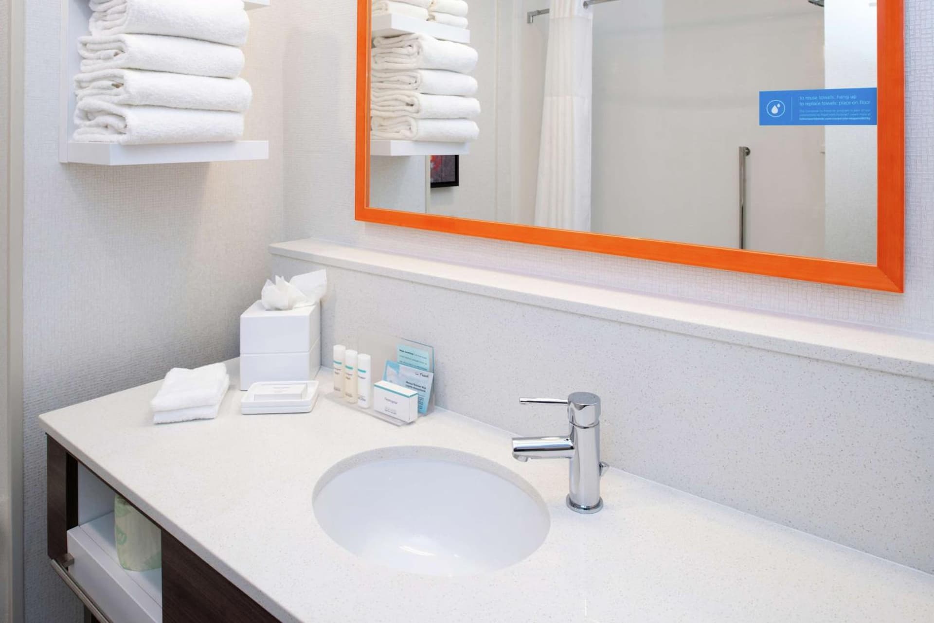 Hampton Inn & Suites Buena Park gallery photo in Buena Park, CA — image 13