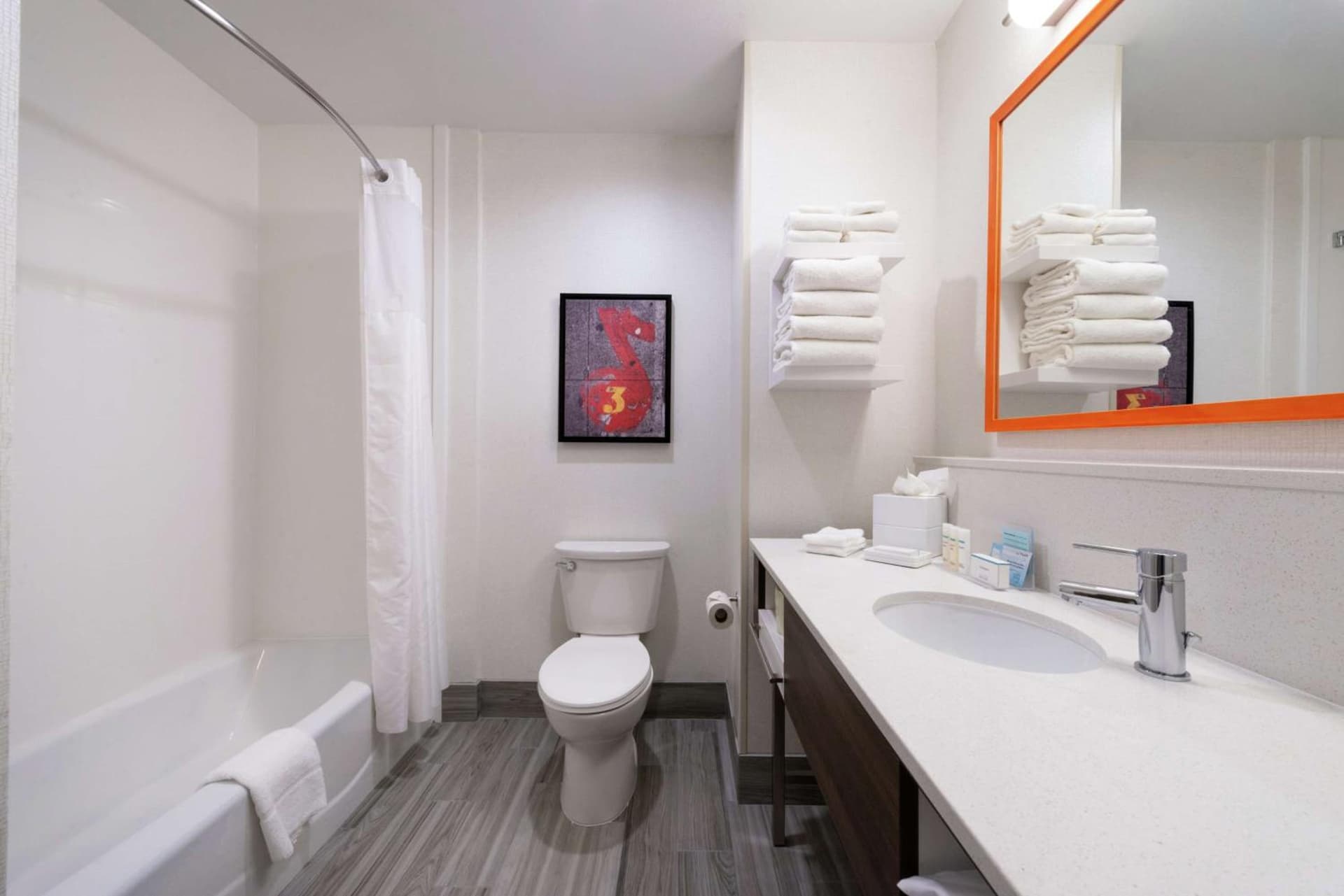 Hampton Inn & Suites Buena Park gallery photo in Buena Park, CA — image 43