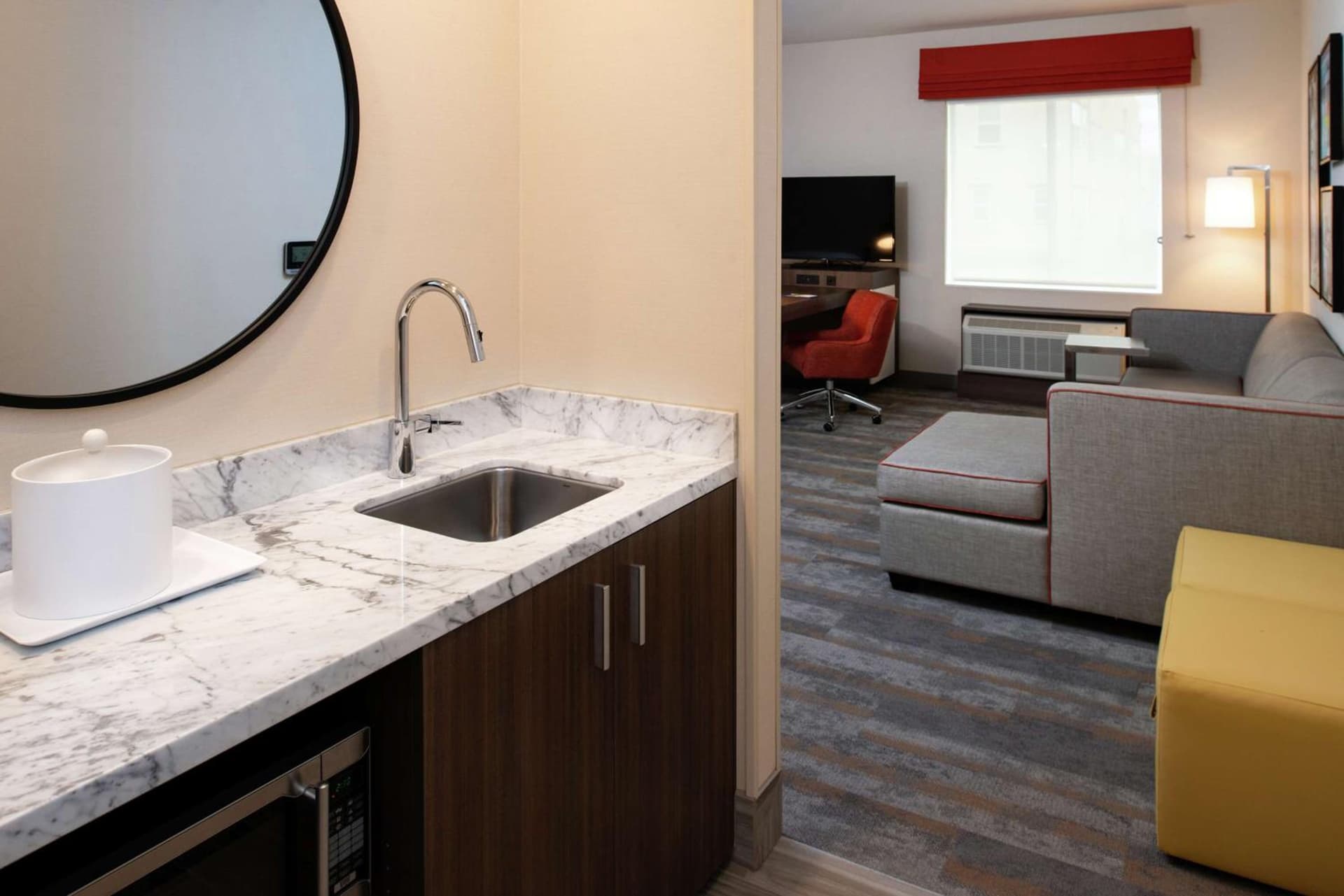 Hampton Inn & Suites Buena Park gallery photo in Buena Park, CA — image 38