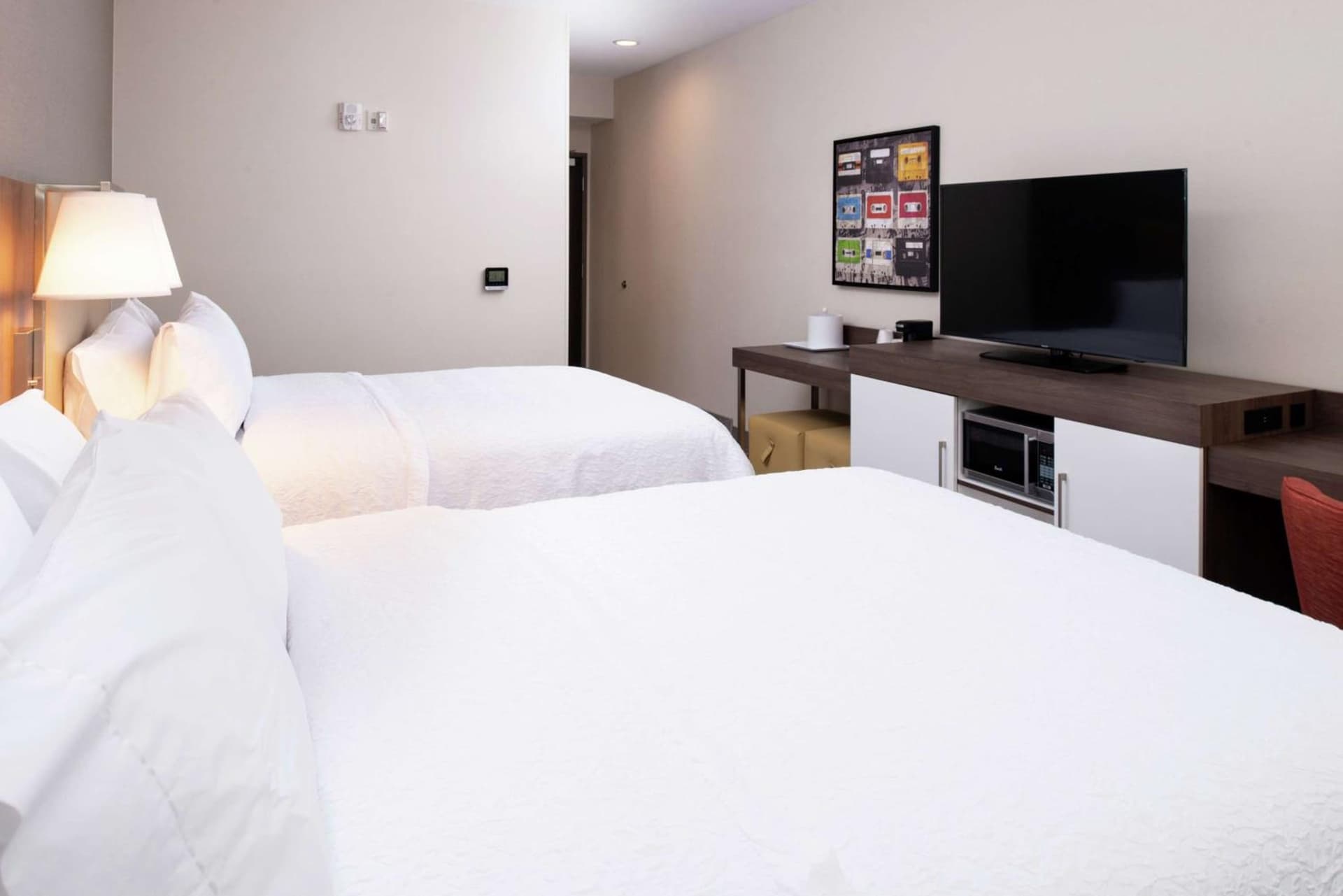 Hampton Inn & Suites Buena Park gallery photo in Buena Park, CA — image 5