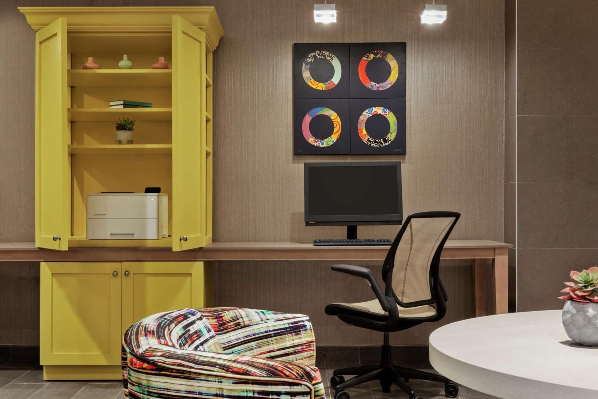 Home2 Suites By Hilton San Antonio North Stone Oak gallery photo in San Antonio, TX — image 26
