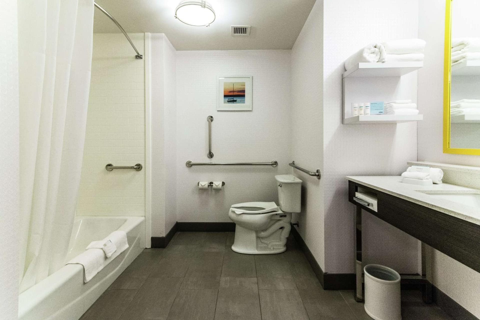 Hampton Inn & Suites - Allen Park gallery photo in Allen Park, MI — image 29