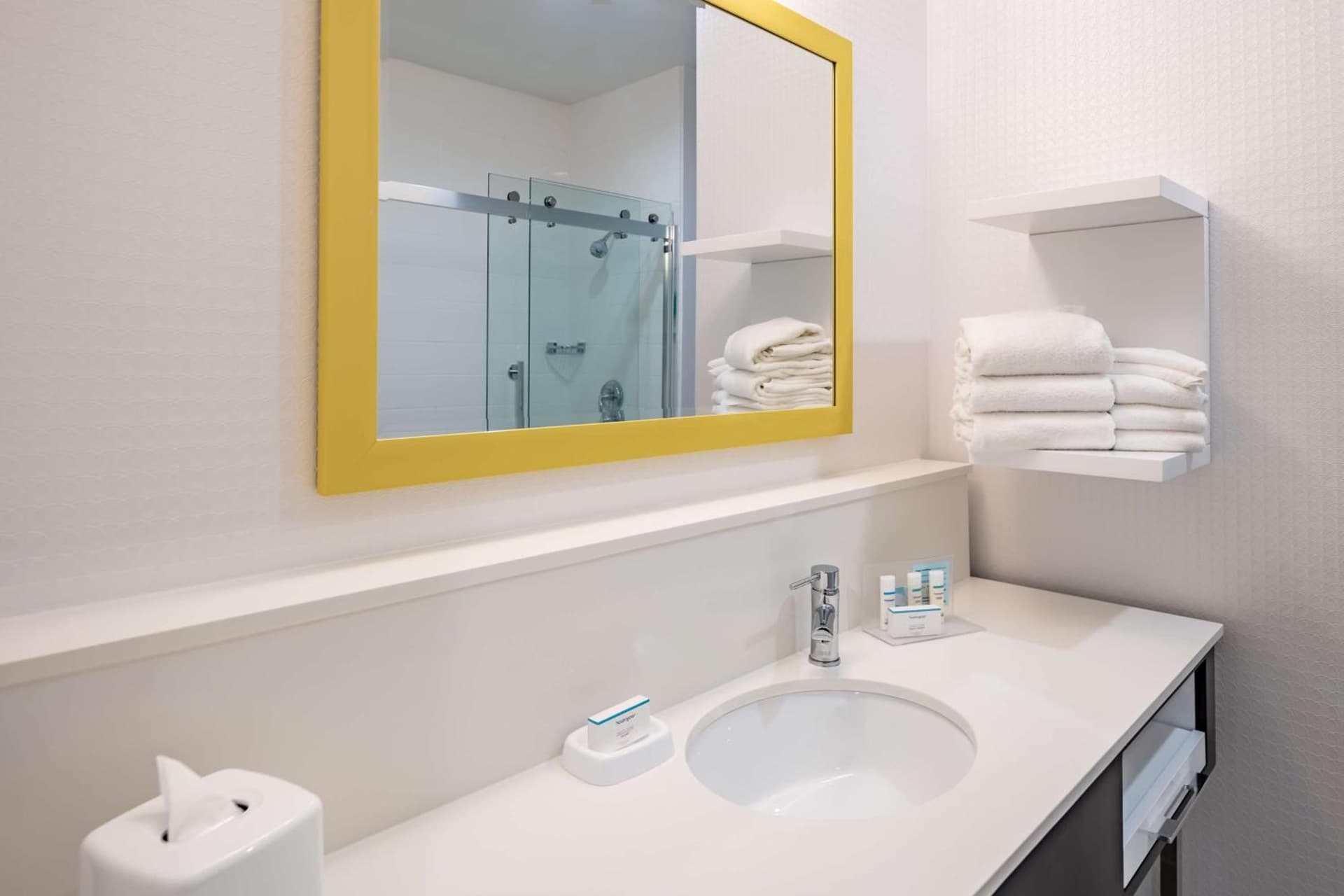 Hampton Inn & Suites Dallas/Plano Central gallery photo in Plano, TX — image 35
