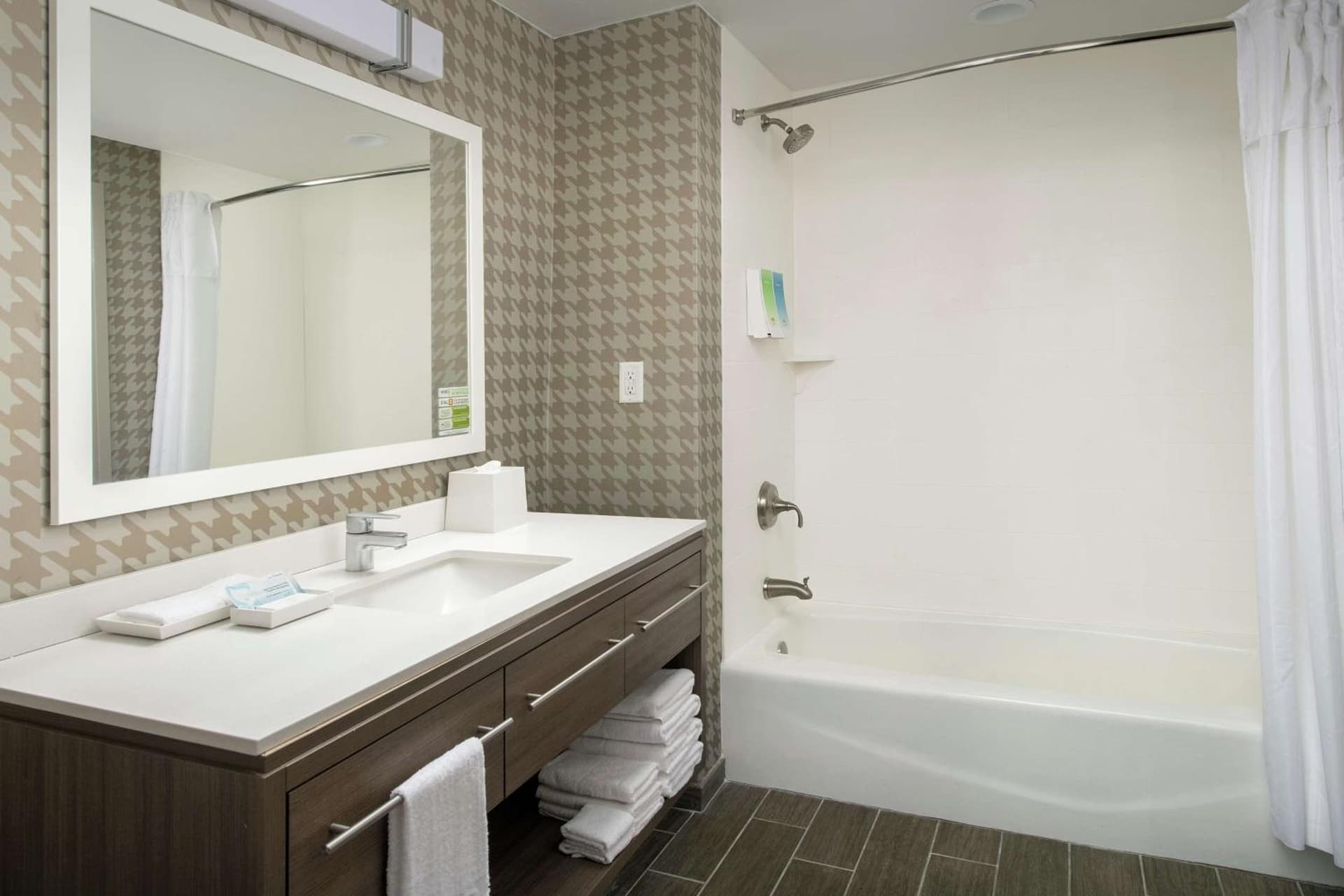 Home2 Suites by Hilton Lakeland South Polk Parkway gallery photo in Lakeland, FL — image 39
