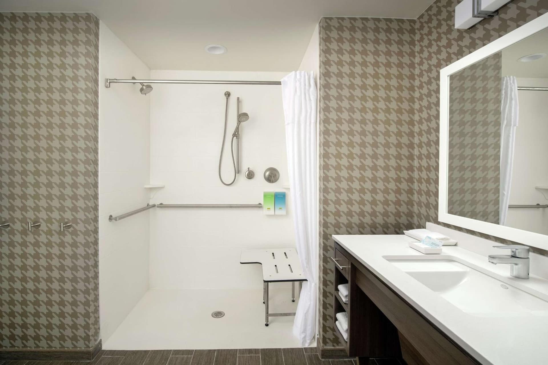 Home2 Suites by Hilton Lakeland South Polk Parkway gallery photo in Lakeland, FL — image 18
