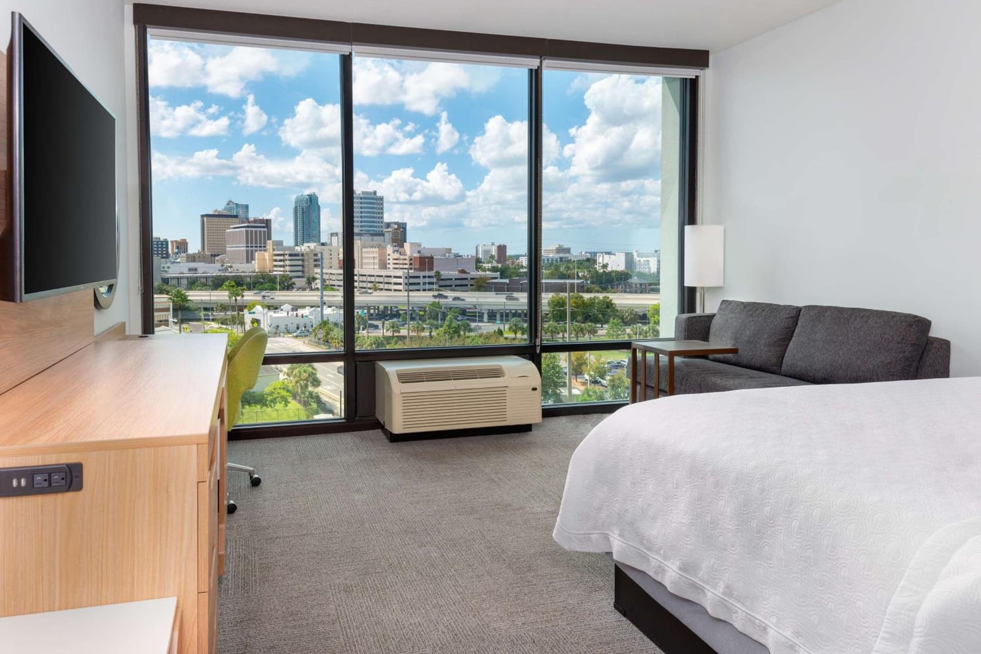 Hampton Inn Tampa Downtown Channel District gallery photo in Tampa, FL — image 10