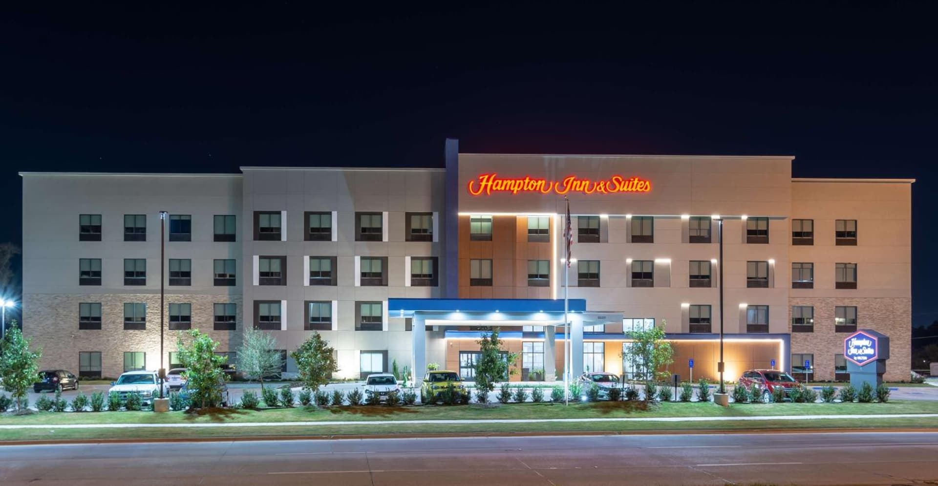 Hampton Inn & Suites Dallas East property views in Dallas, TX — gallery photo 3