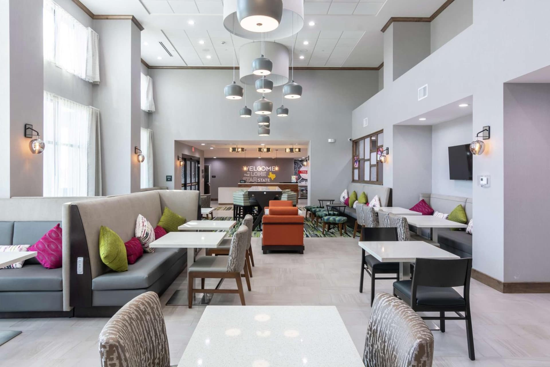 Hampton Inn & Suites Dallas East gallery photo in Dallas, TX — image 40