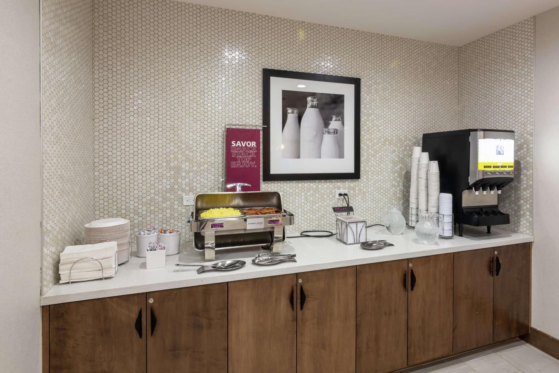 Hampton Inn & Suites Dallas East gallery photo in Dallas, TX — image 45