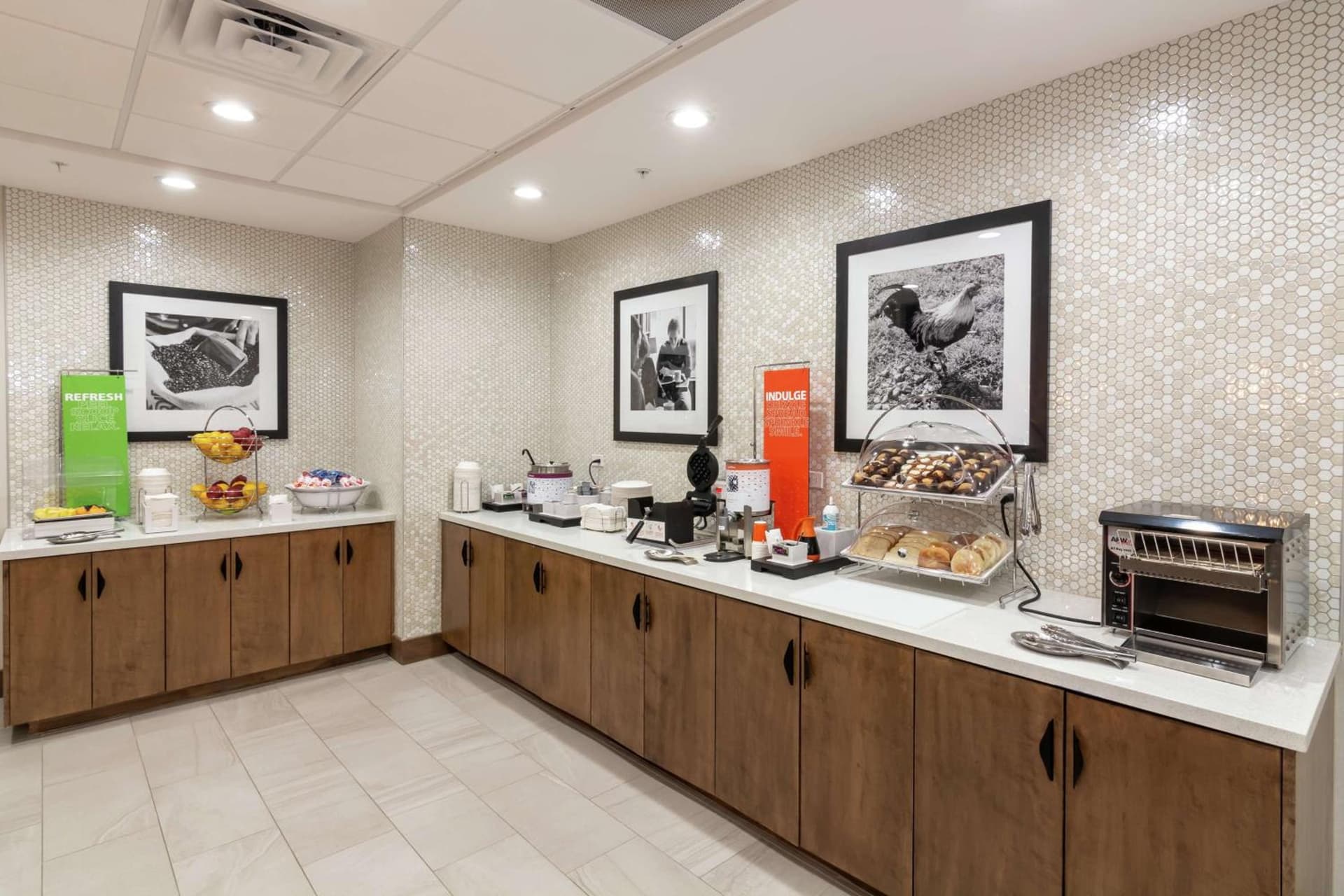 Hampton Inn & Suites Dallas East gallery photo in Dallas, TX — image 23