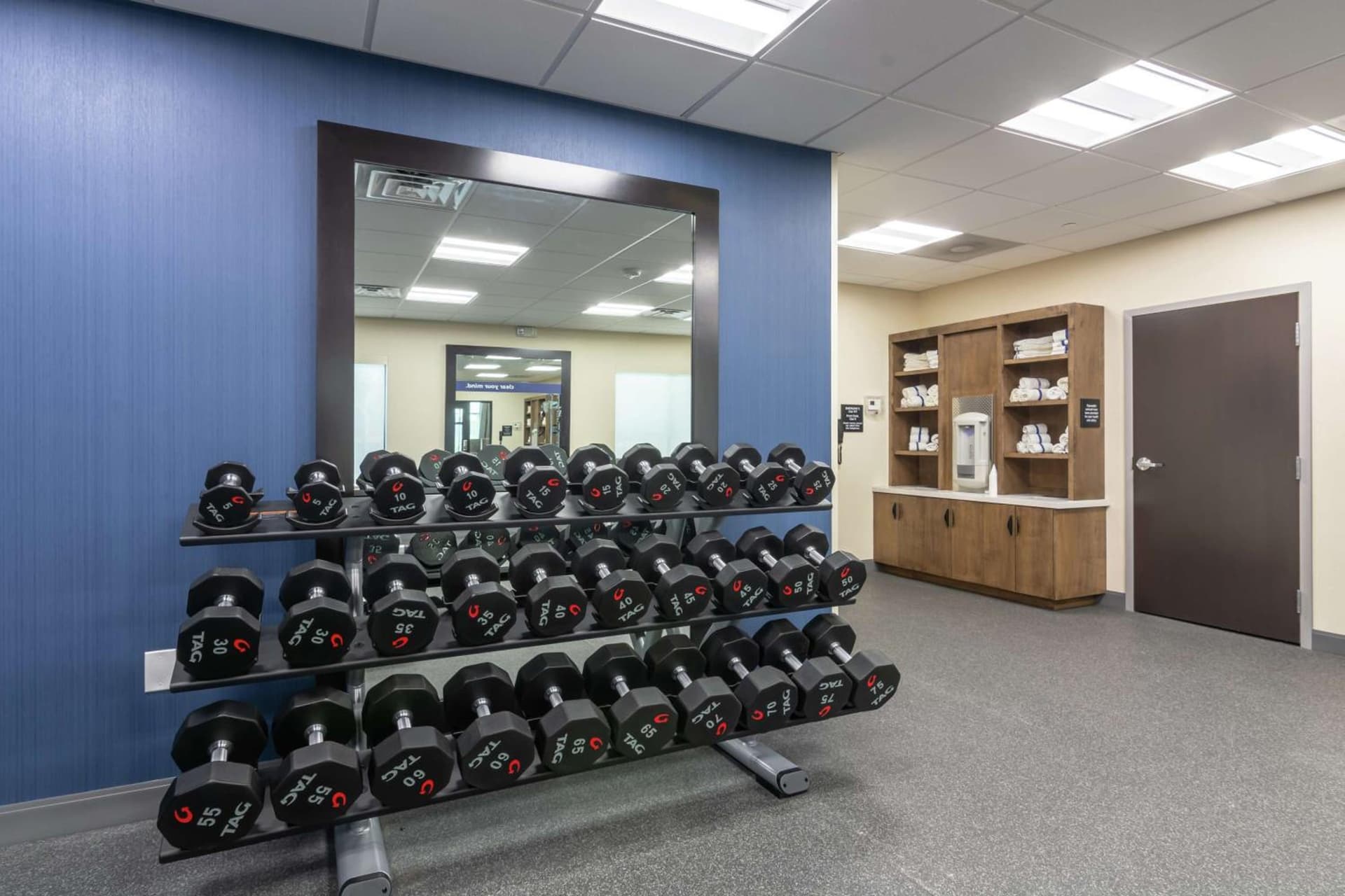 Hampton Inn & Suites Dallas East gallery photo in Dallas, TX — image 7