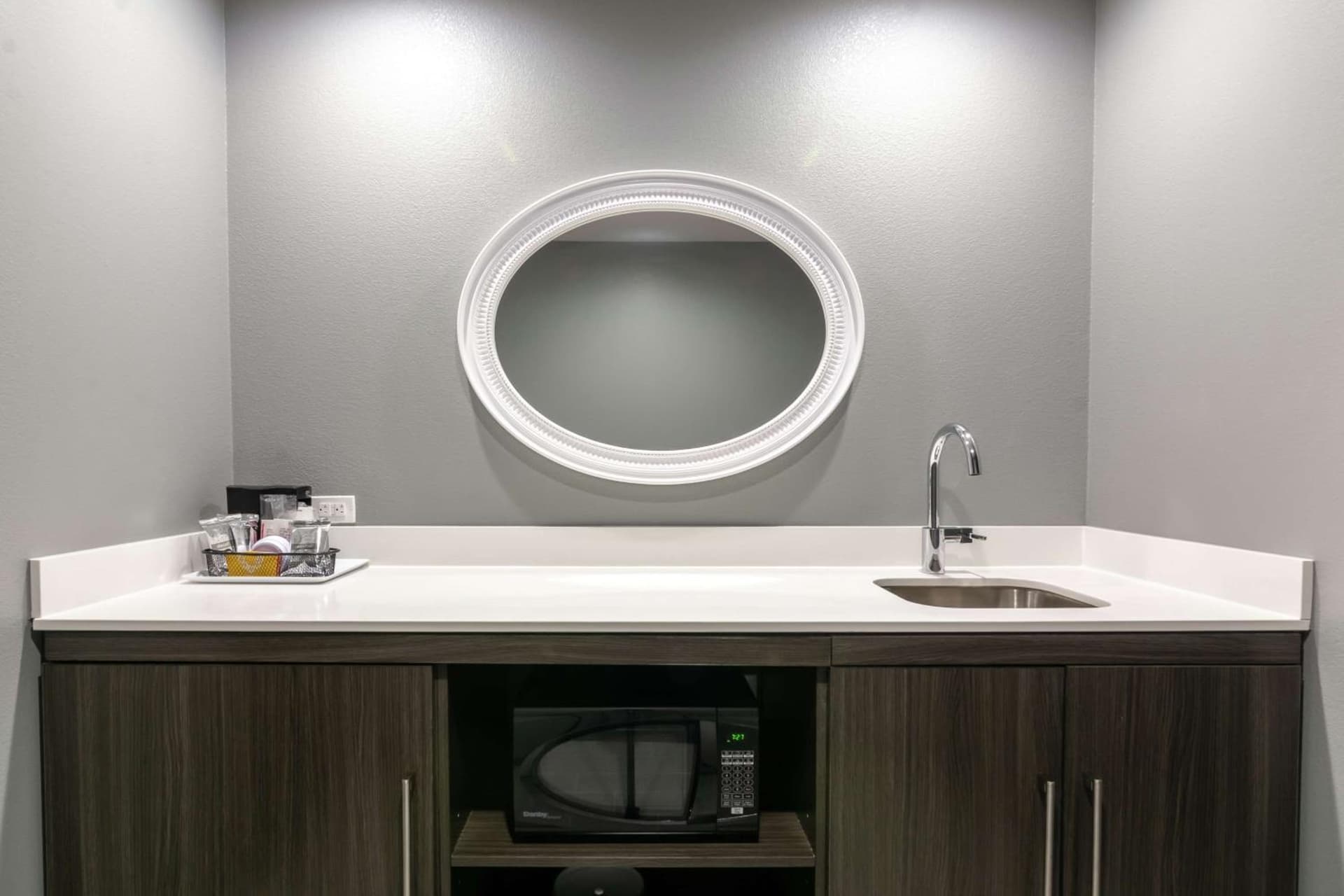 Hampton Inn & Suites Dallas East gallery photo in Dallas, TX — image 43